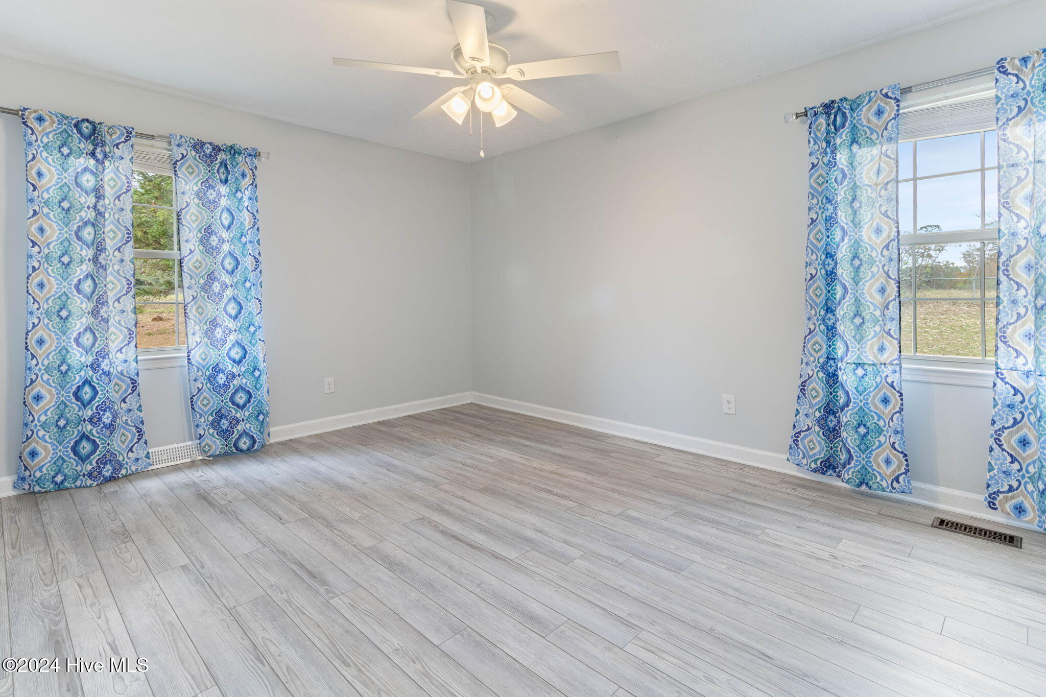 498 Happy Valley Road