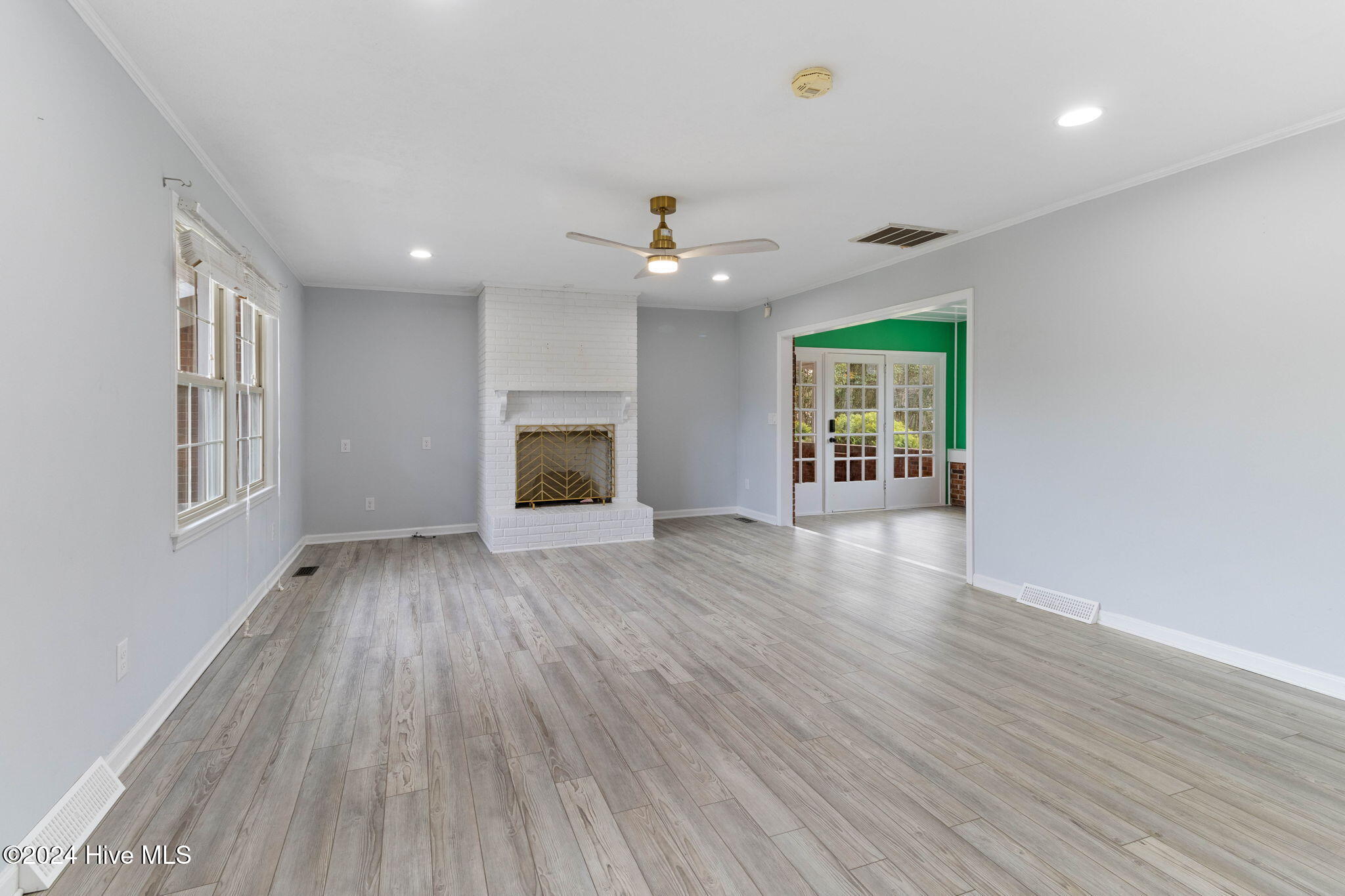 498 Happy Valley Road