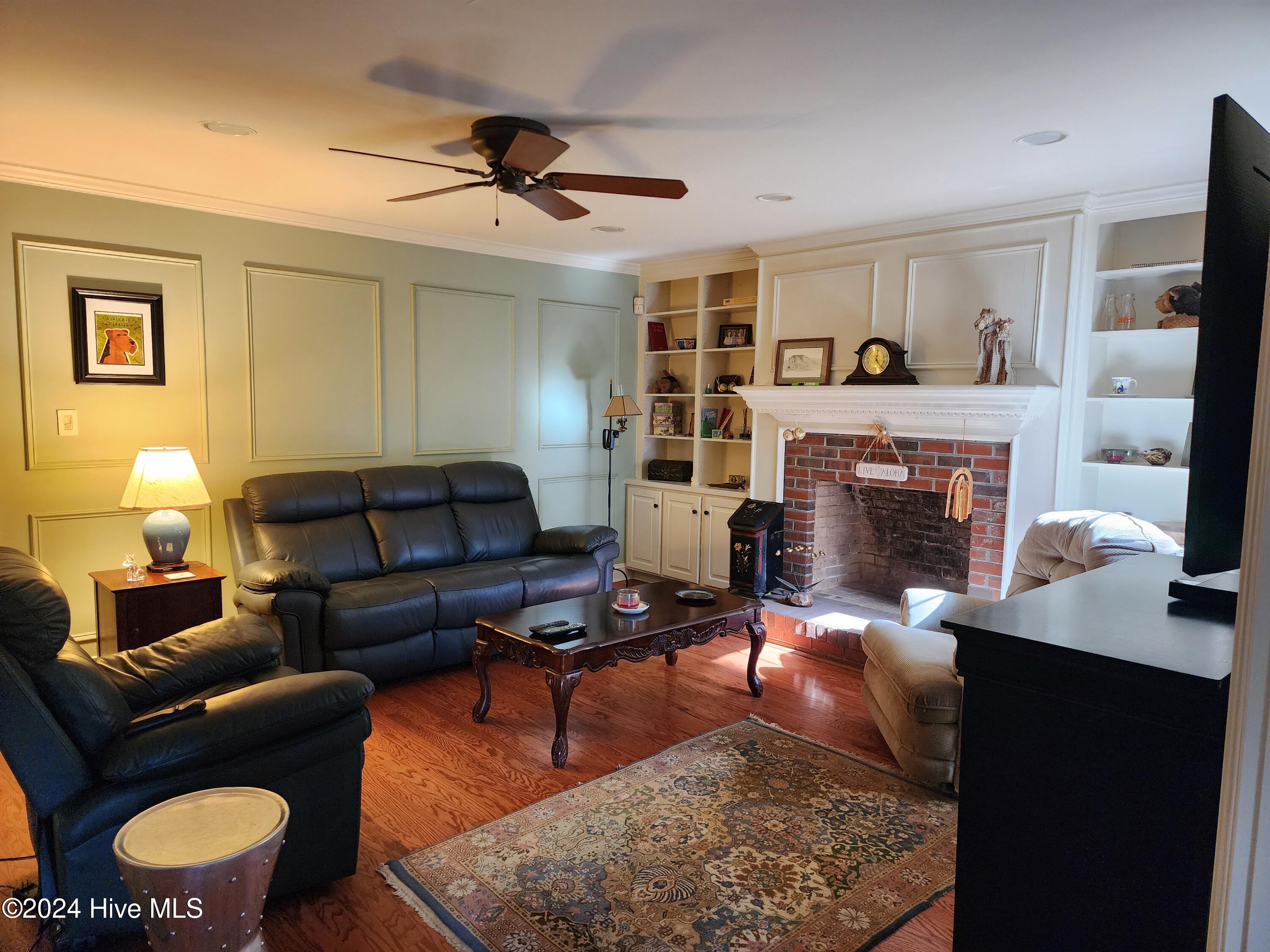 528 Ole Farm Trail