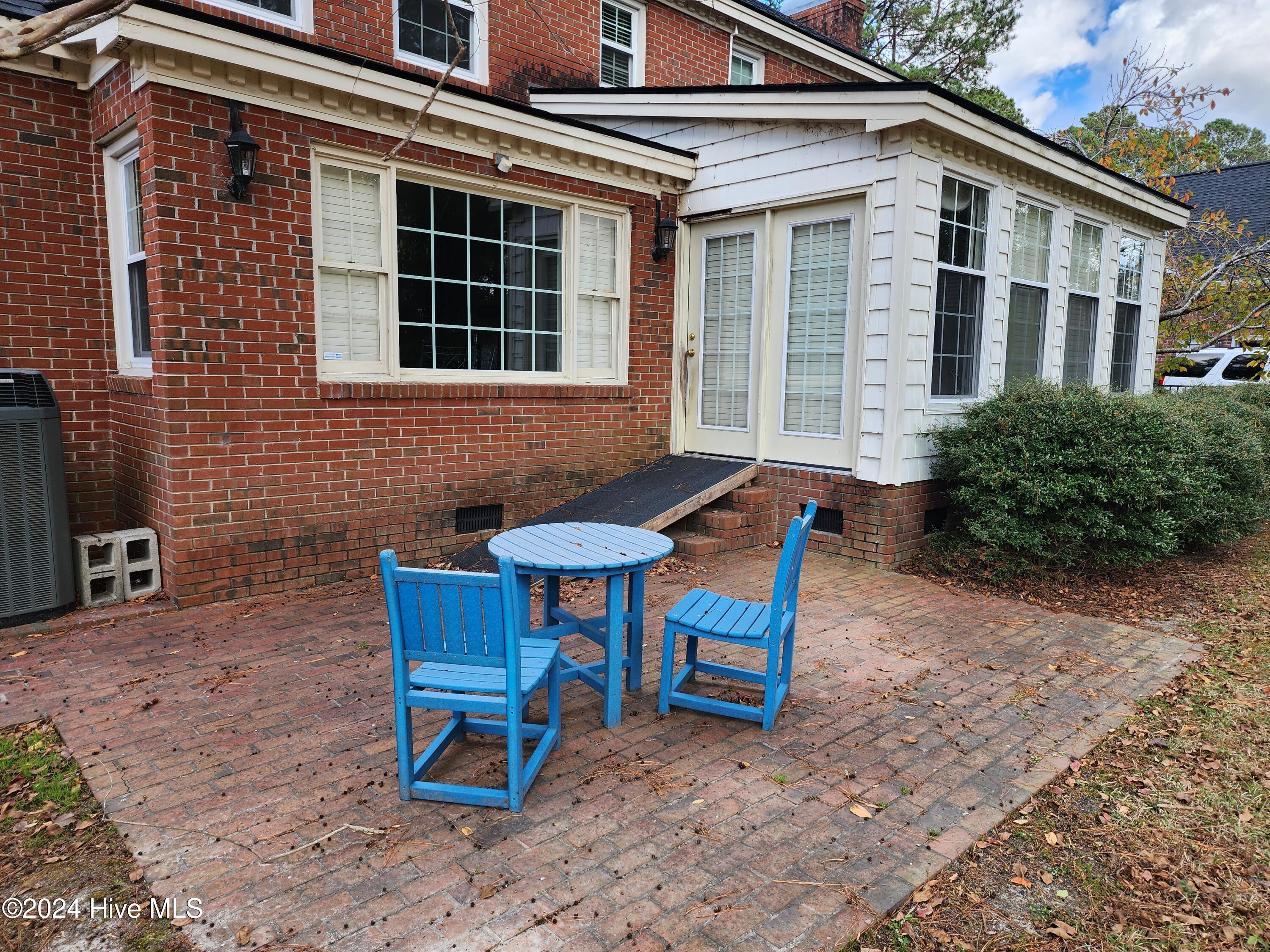 528 Ole Farm Trail