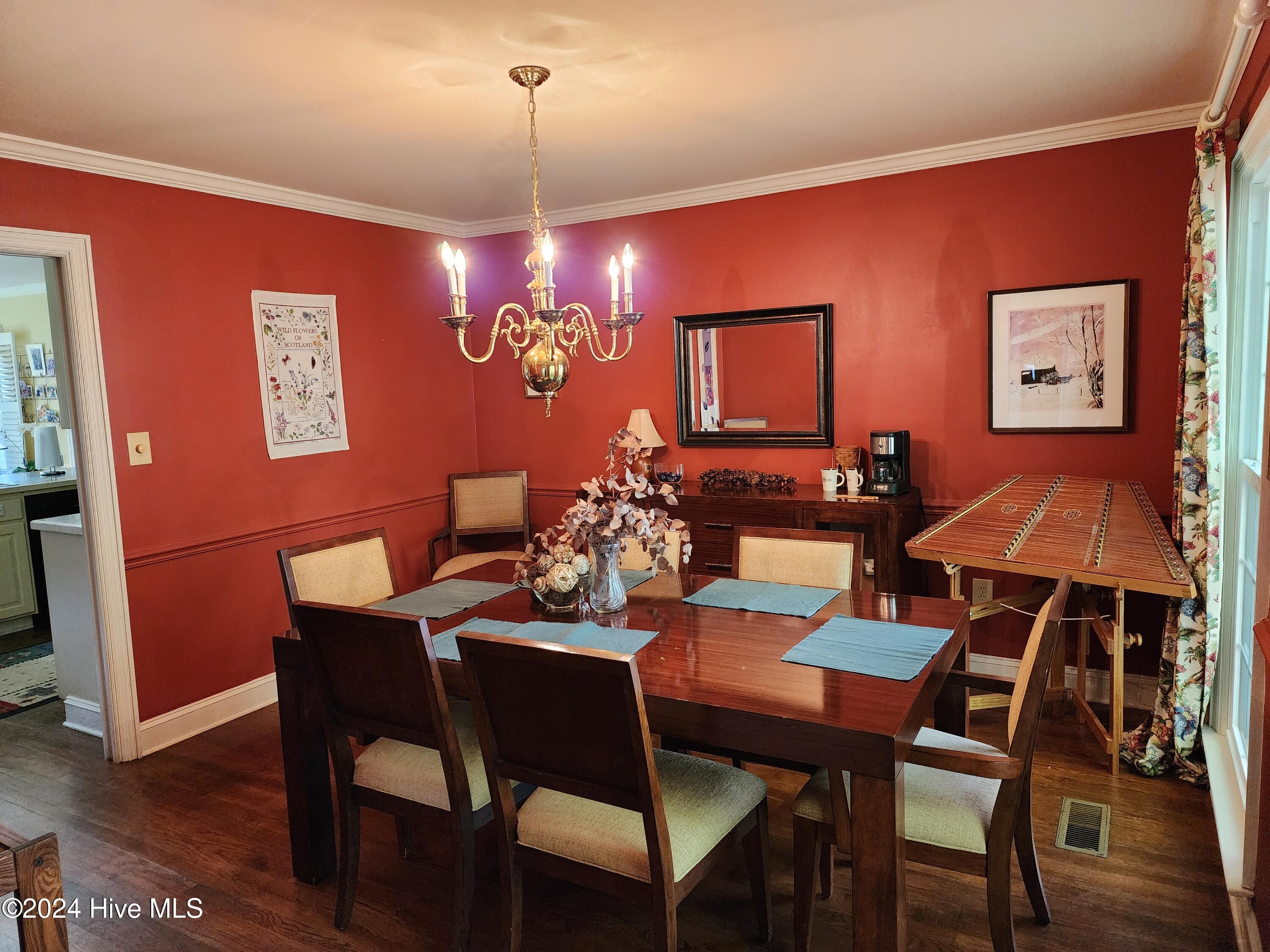 528 Ole Farm Trail