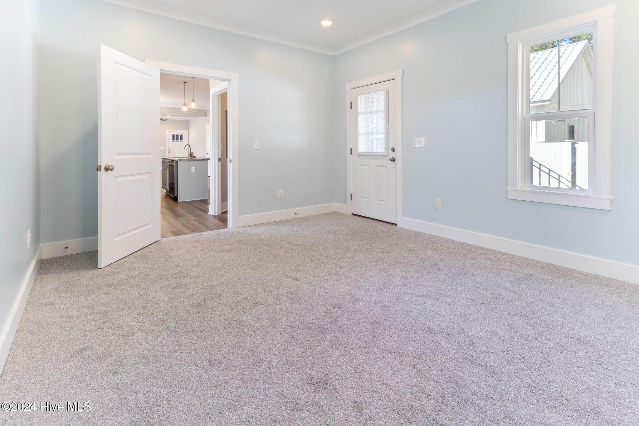 347 Grays Lane