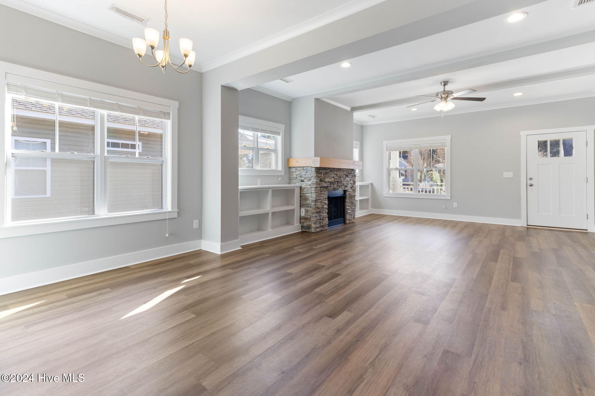 347 Grays Lane
