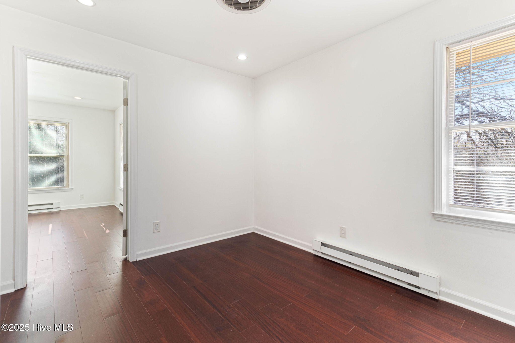 707 Richardson Street