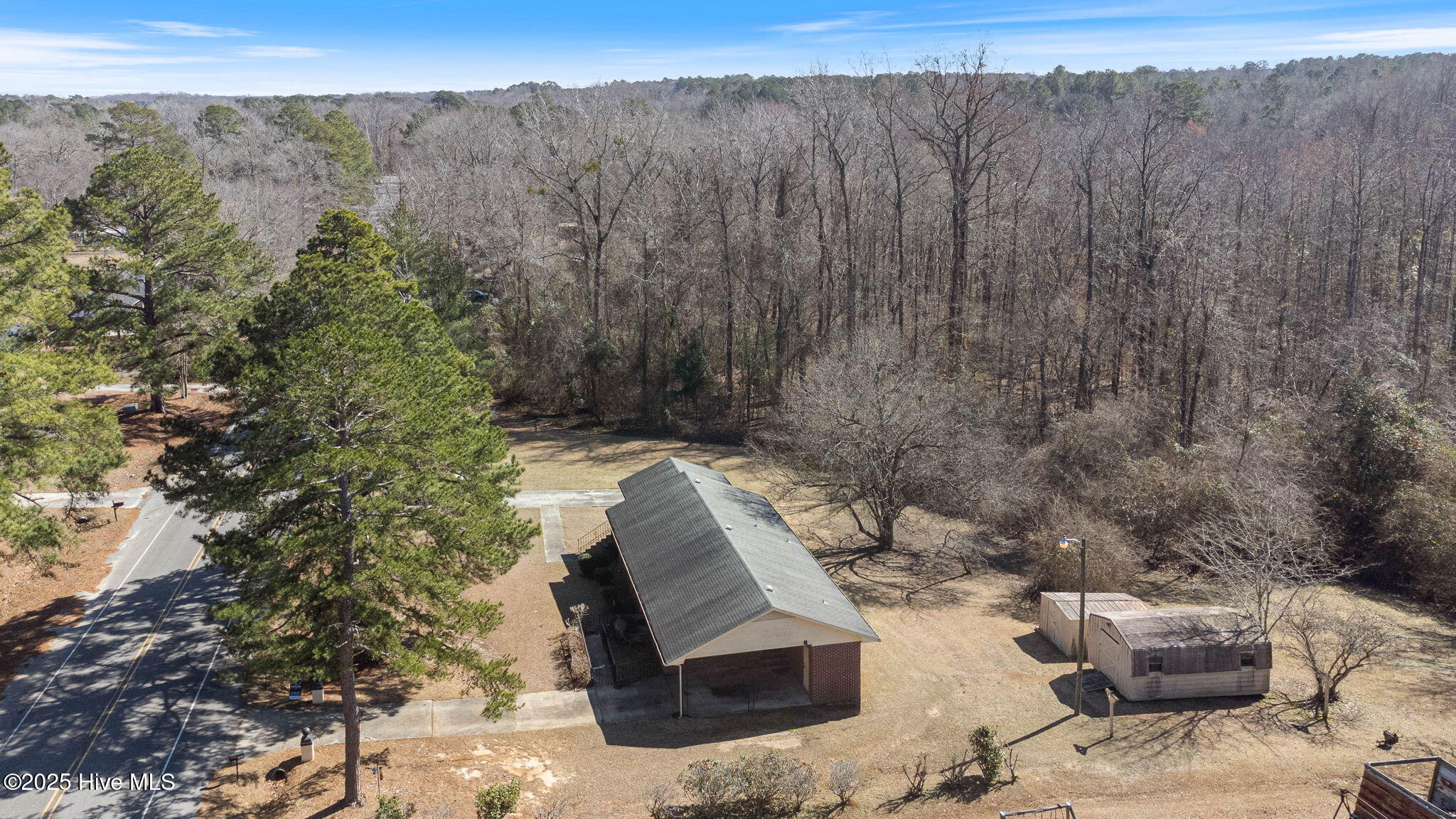 707 Richardson Street