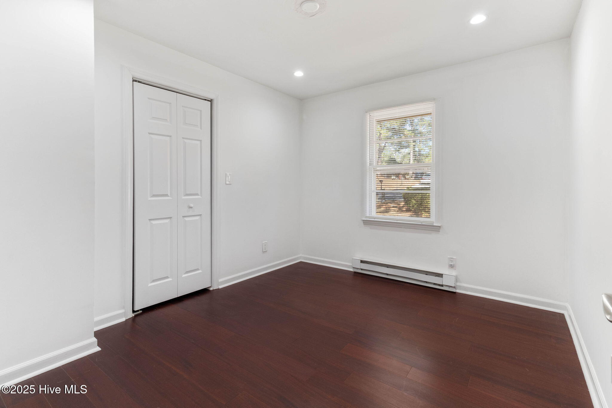 707 Richardson Street