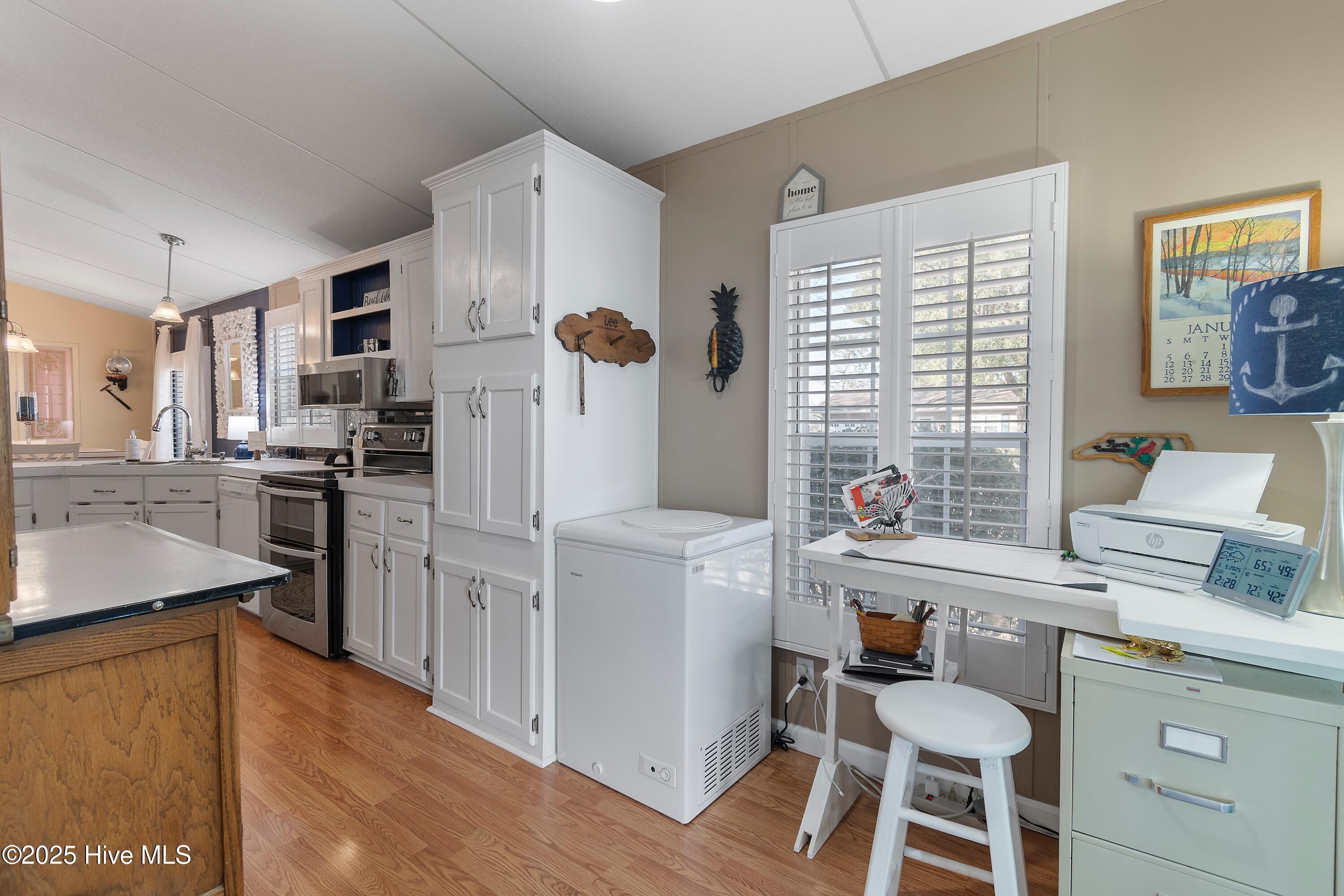 1600 Maple Circle SW