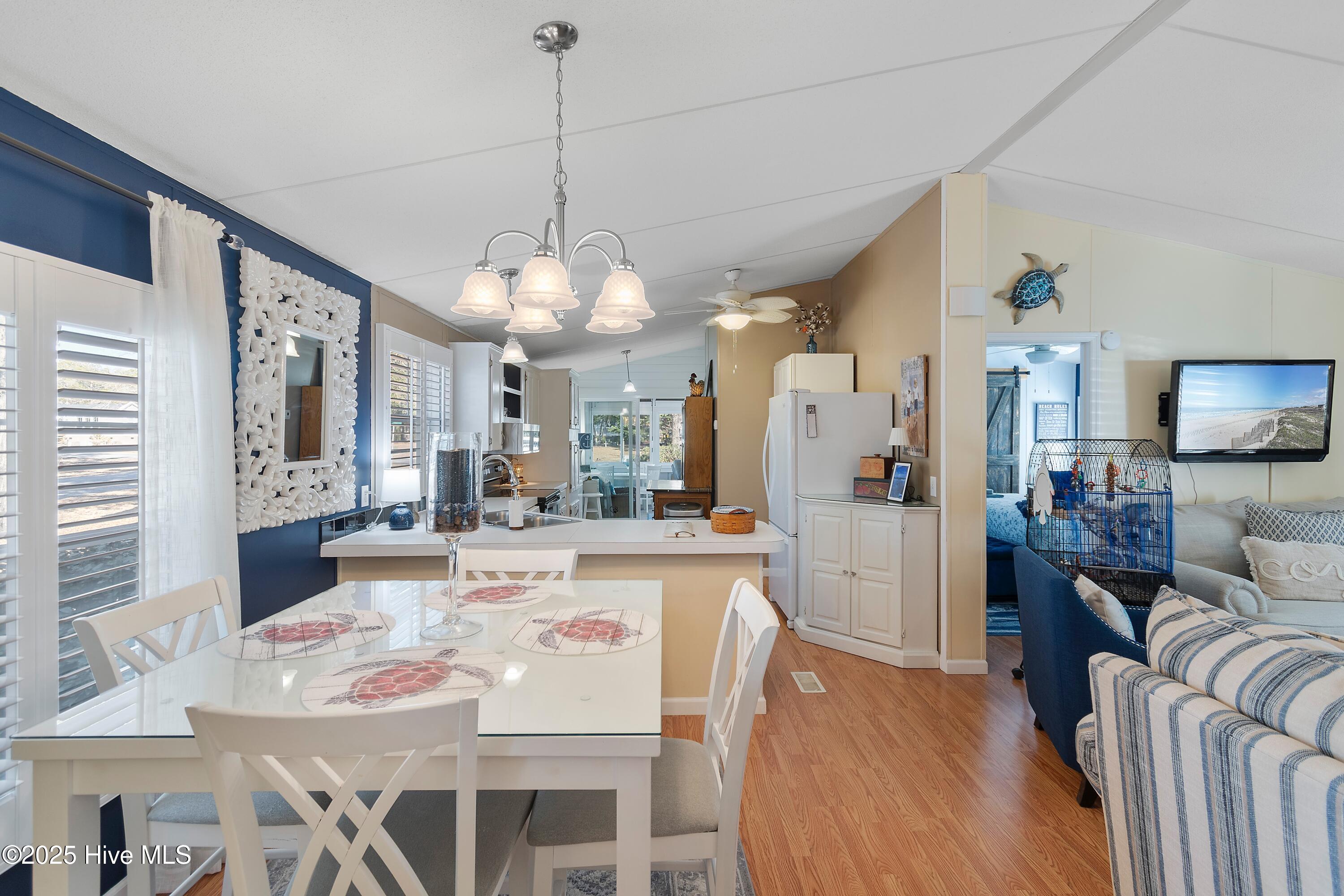 1600 Maple Circle SW