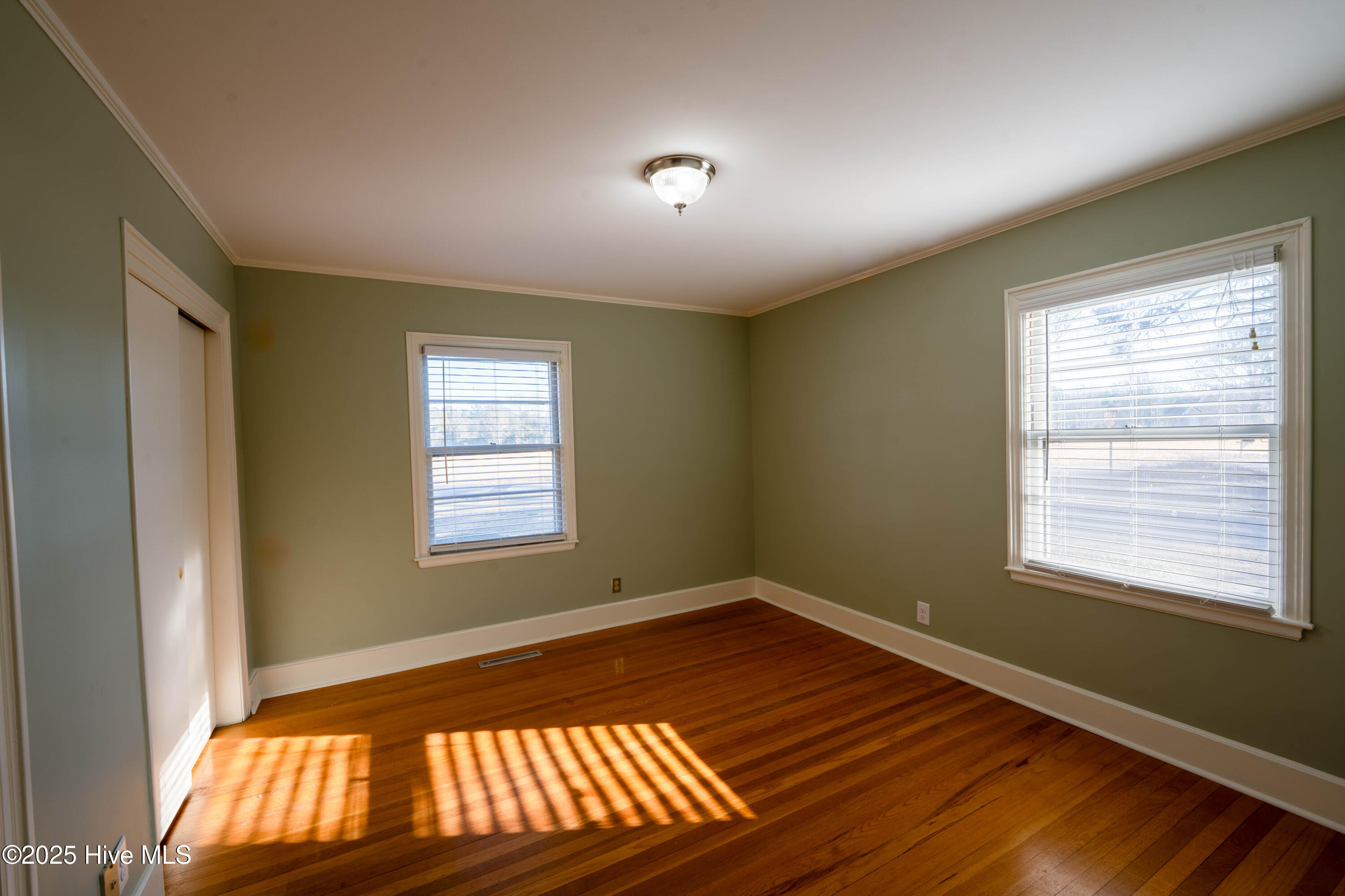 106 Singletary Avenue