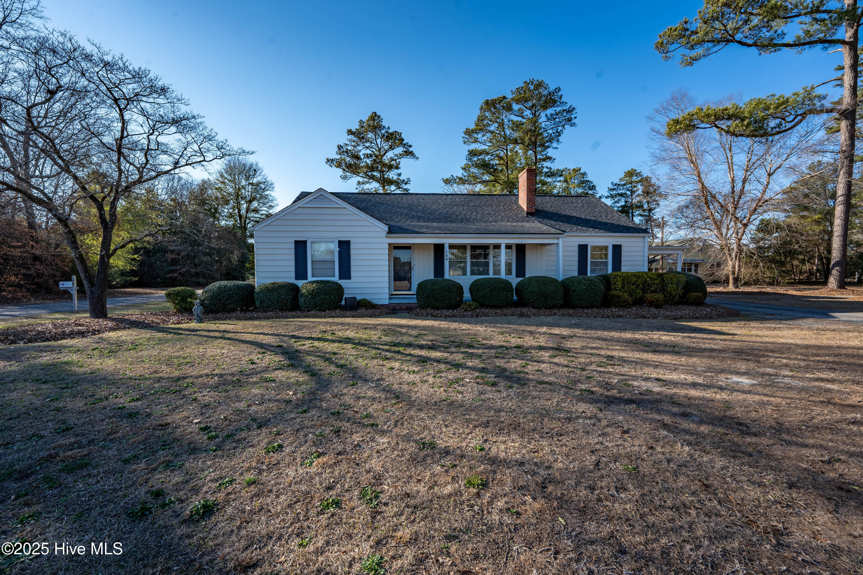 106 Singletary Avenue