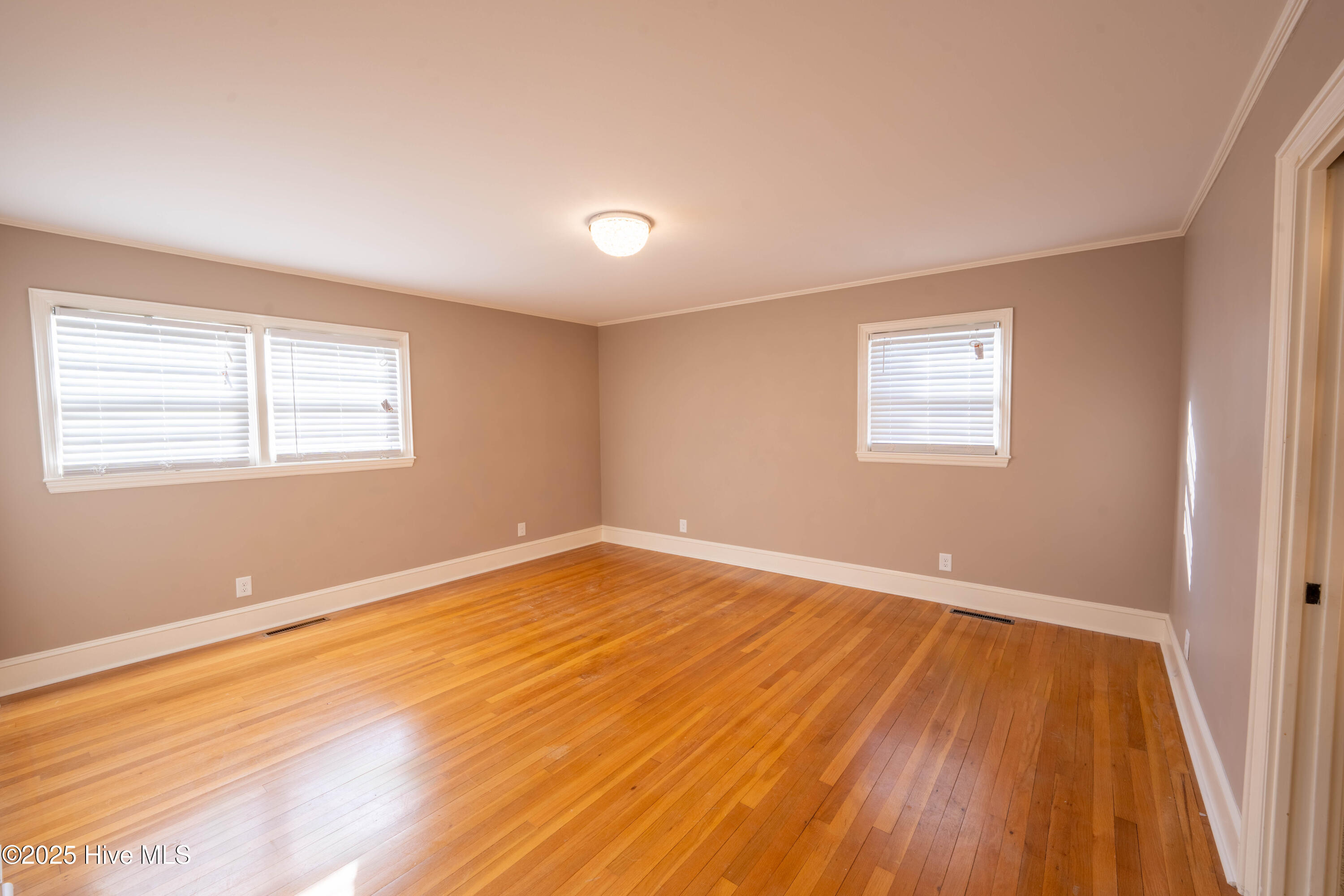 106 Singletary Avenue