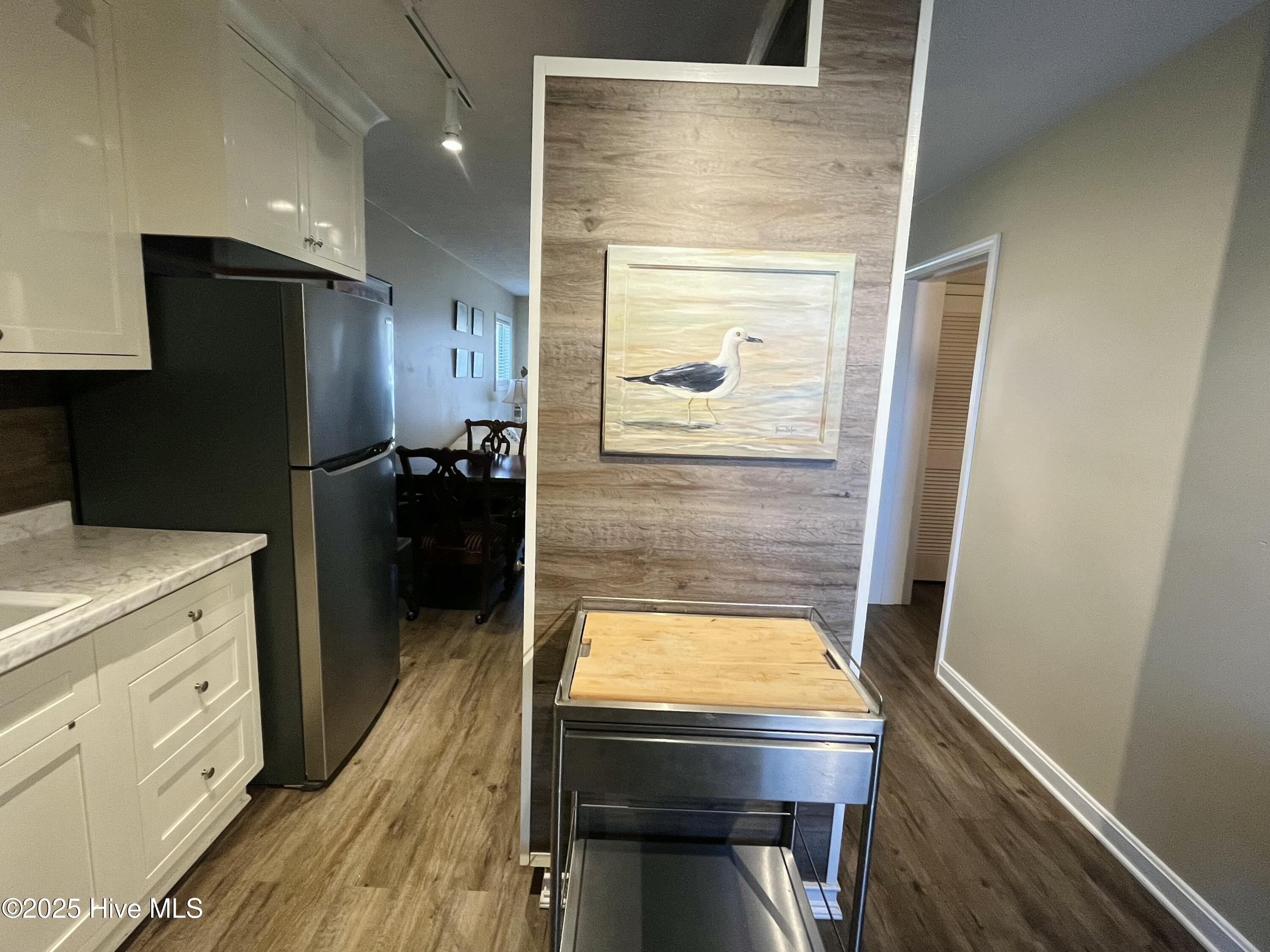 110 Lake Place Condo Drive, 110