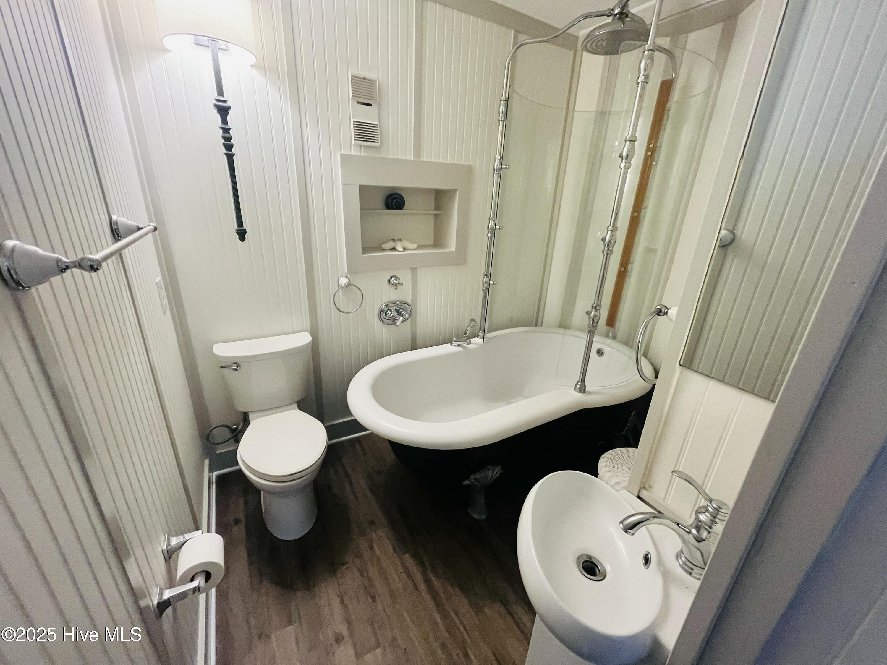 110 Lake Place Condo Drive, 110