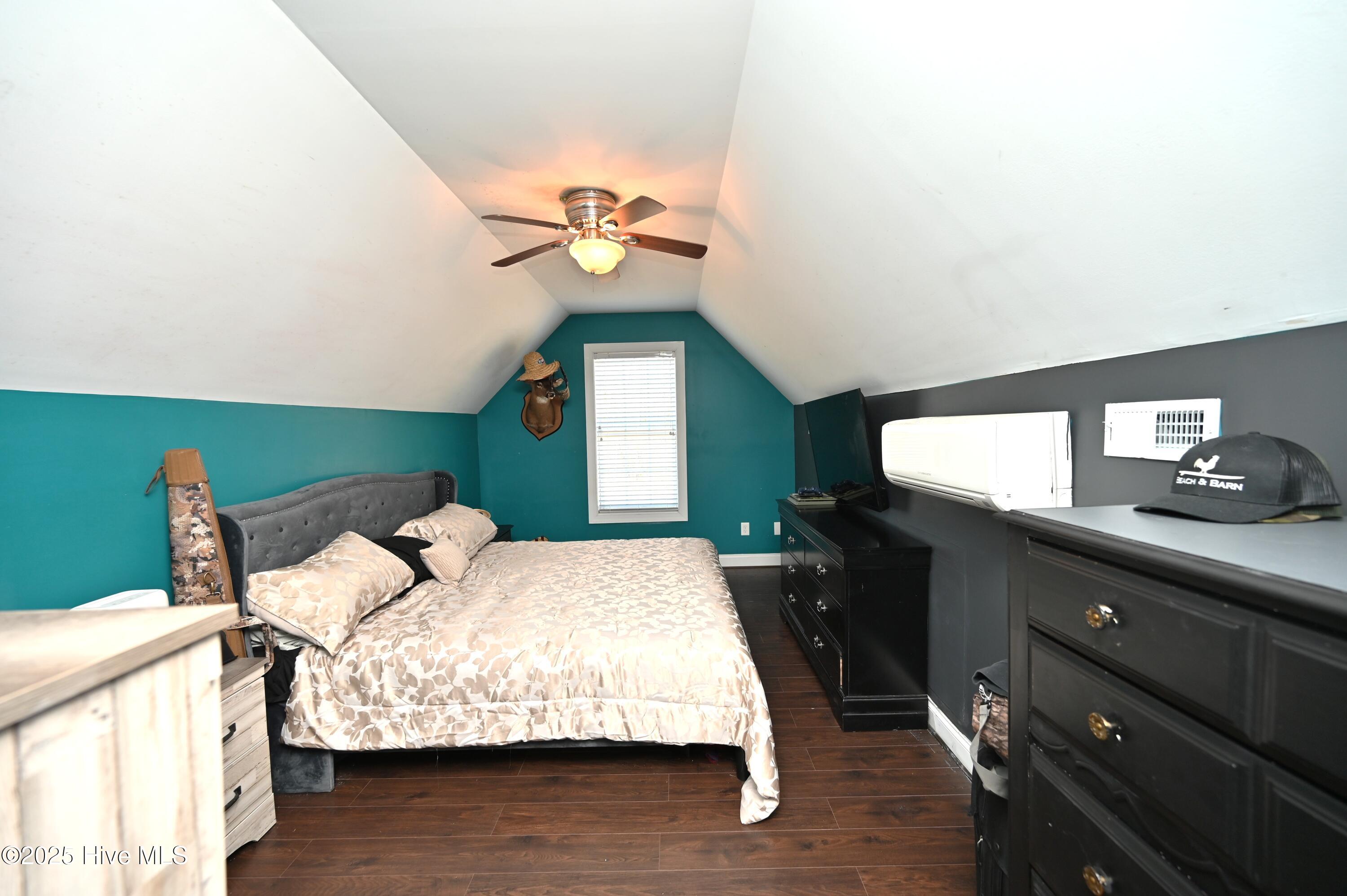 3564 Paul Wiloughby Road