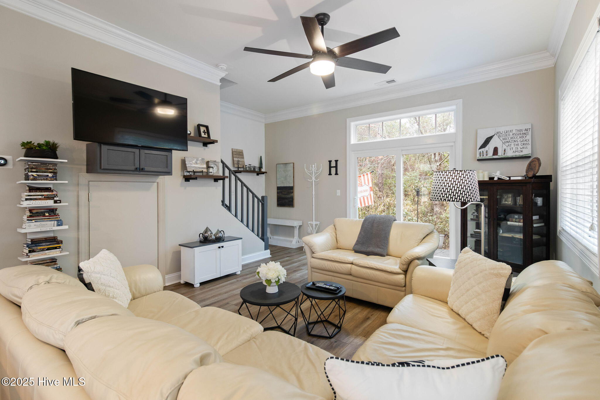 5012 Exton Park Loop
