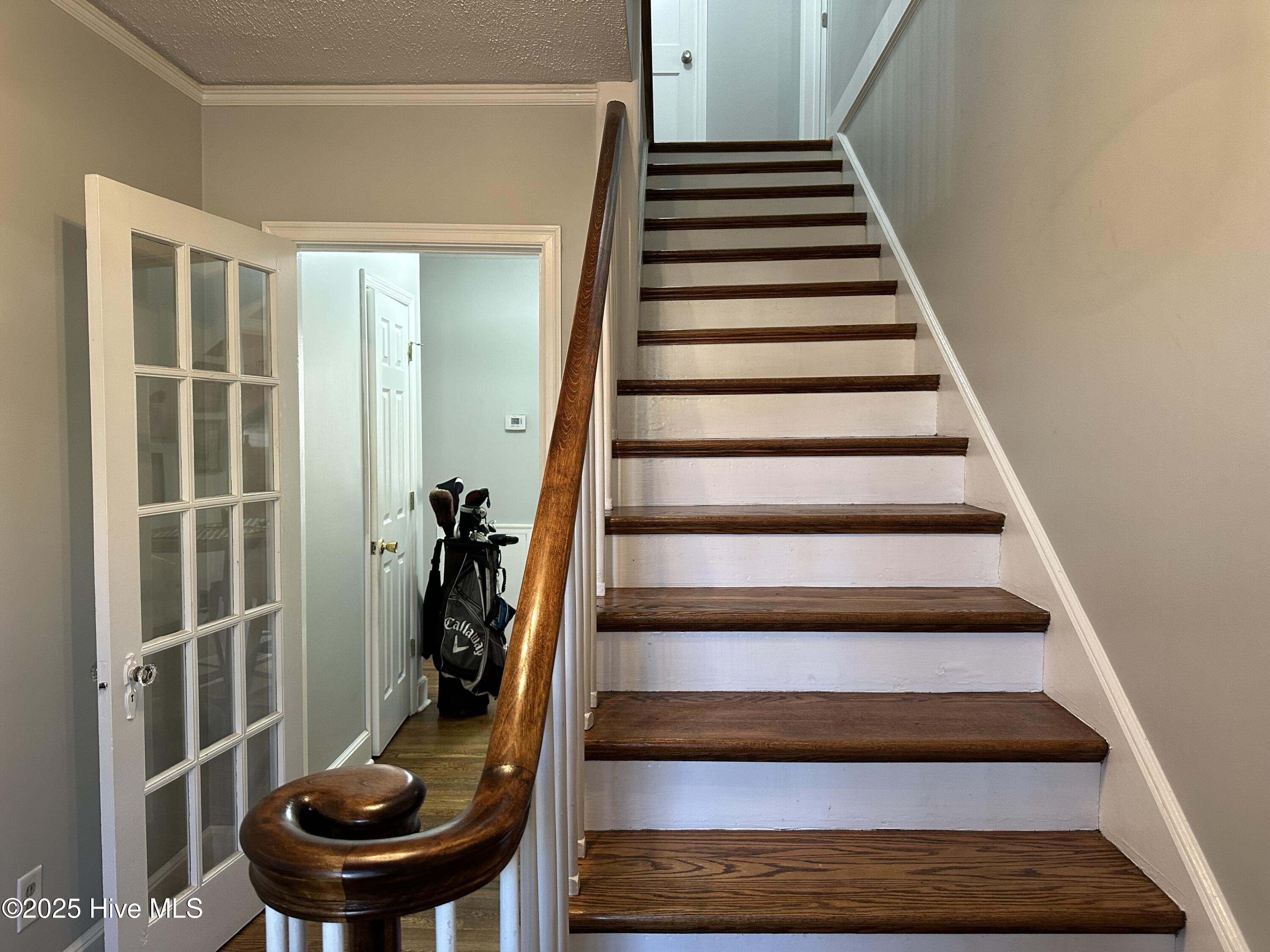 112 S Thompson Street