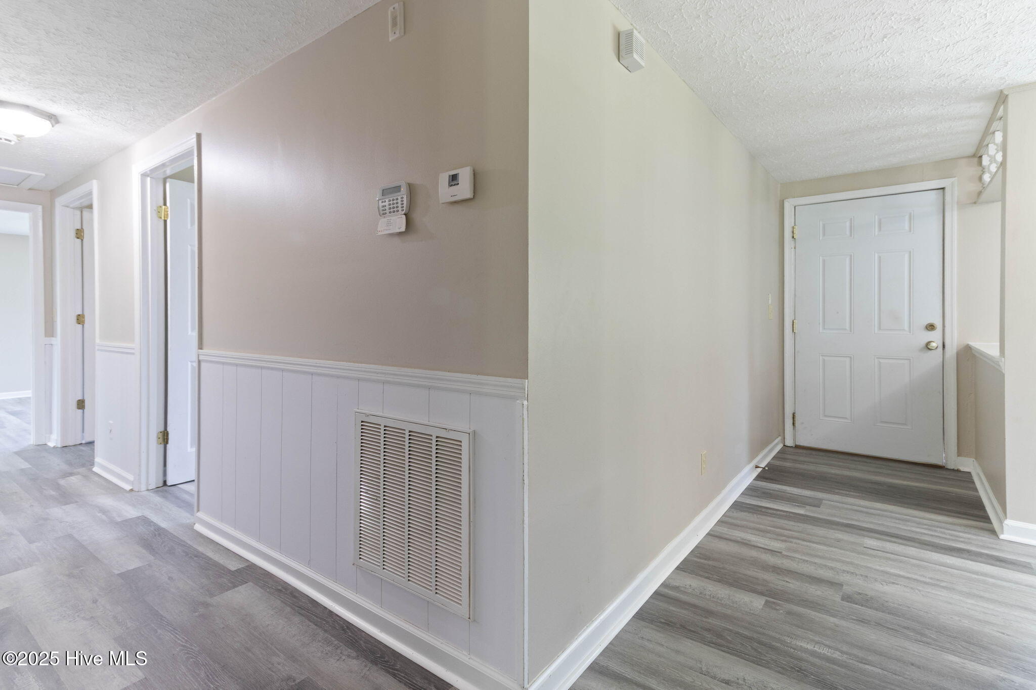 954 Hezekiah Road