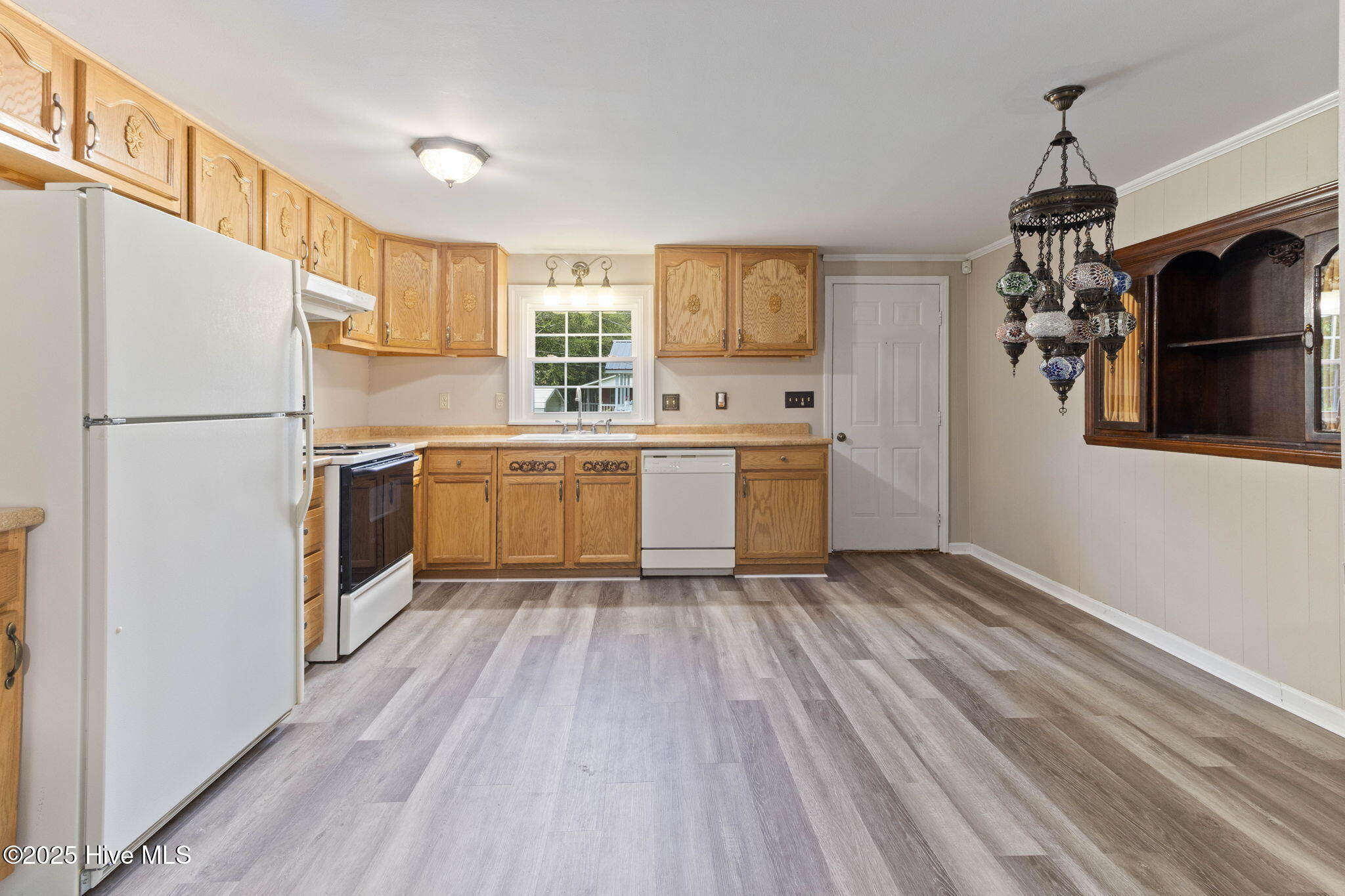 954 Hezekiah Road