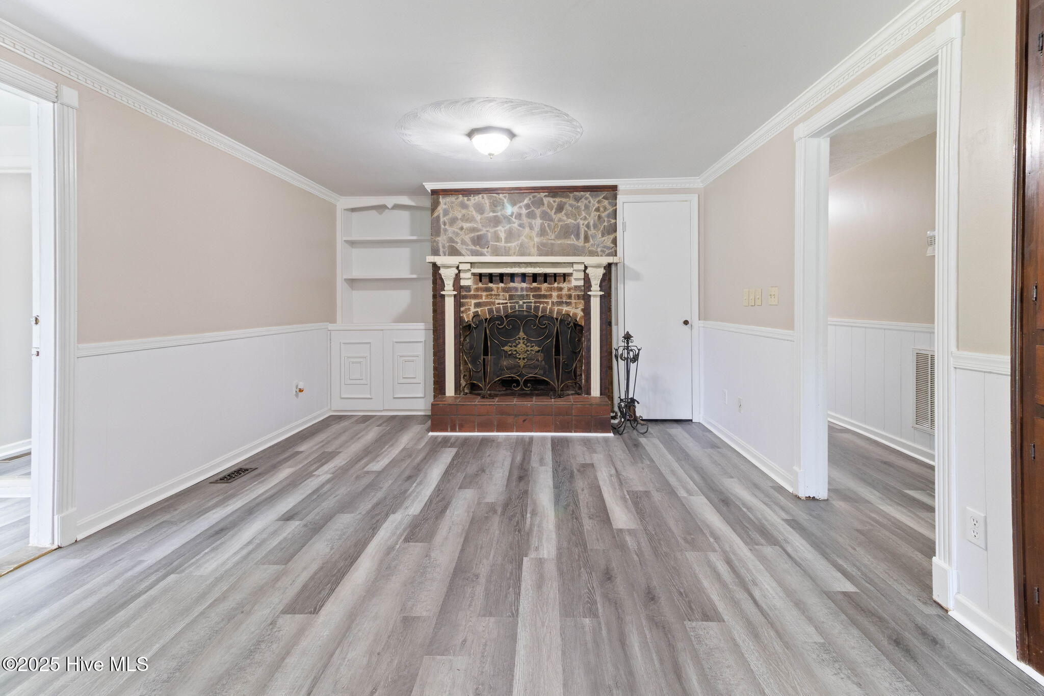 954 Hezekiah Road