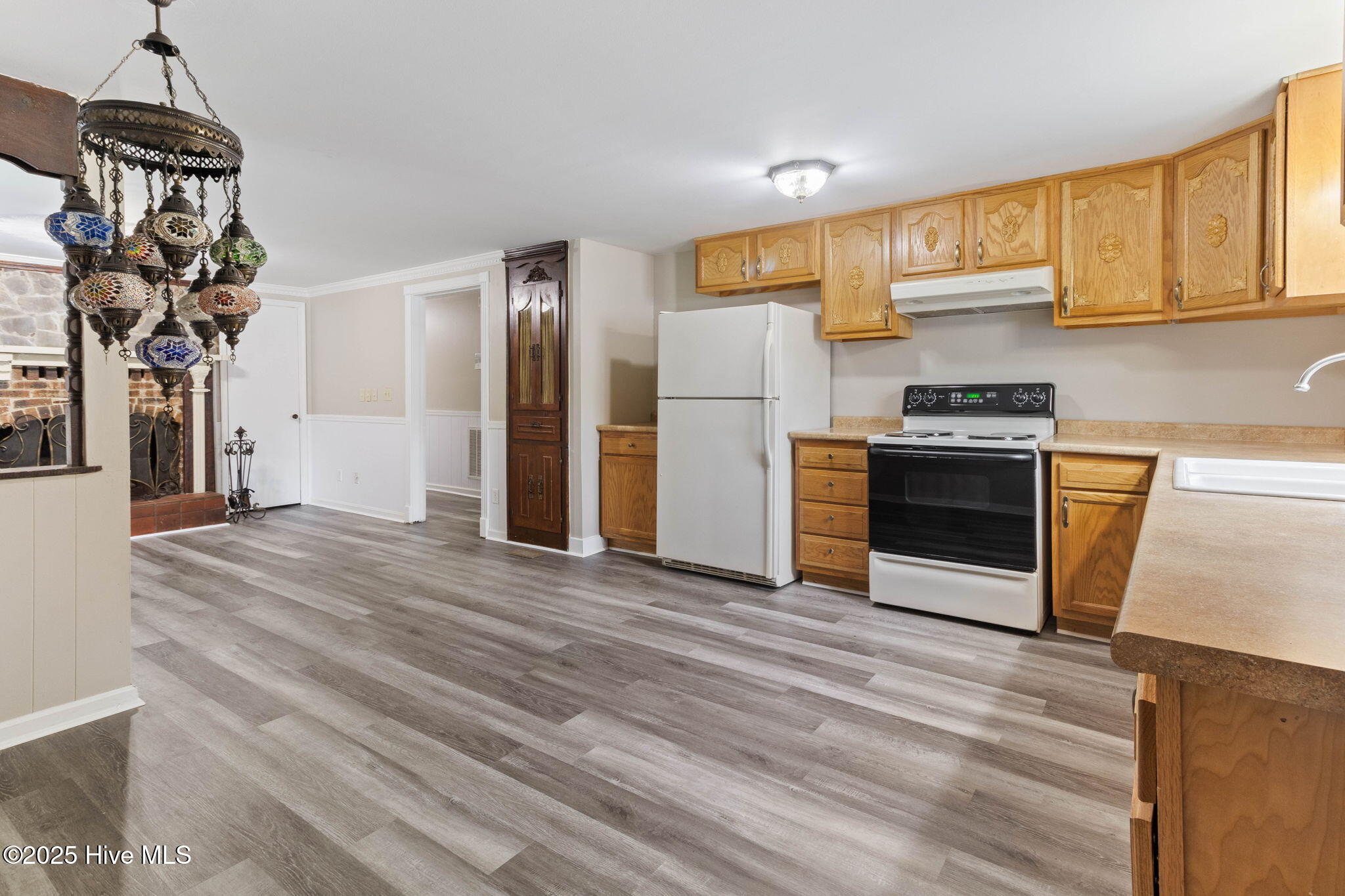 954 Hezekiah Road