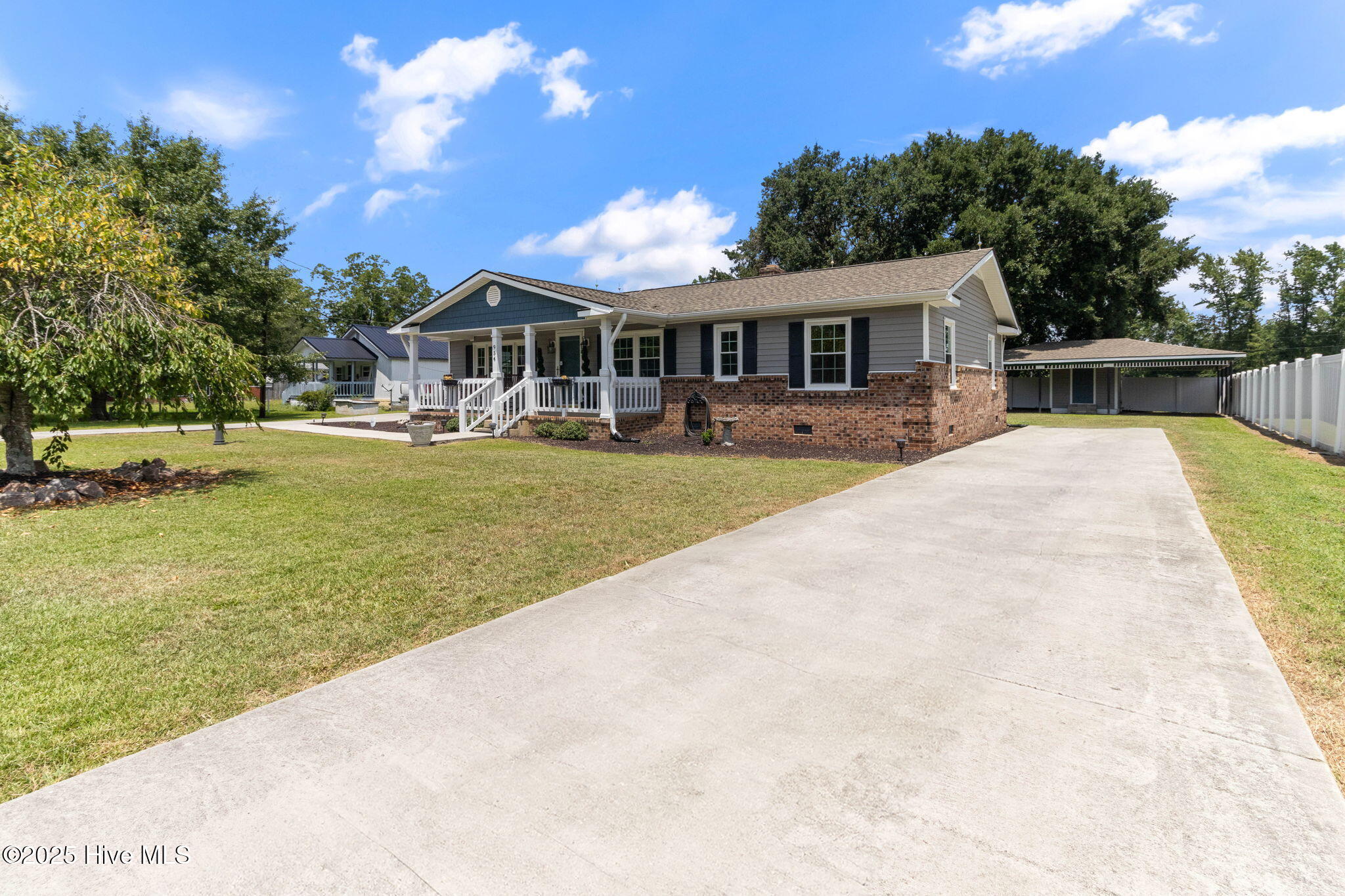 954 Hezekiah Road