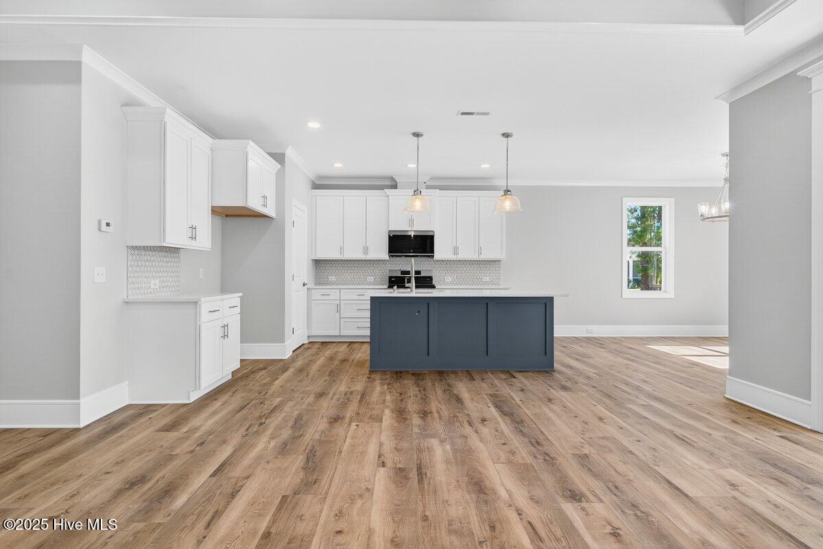 3797 Summer Breeze Court NE