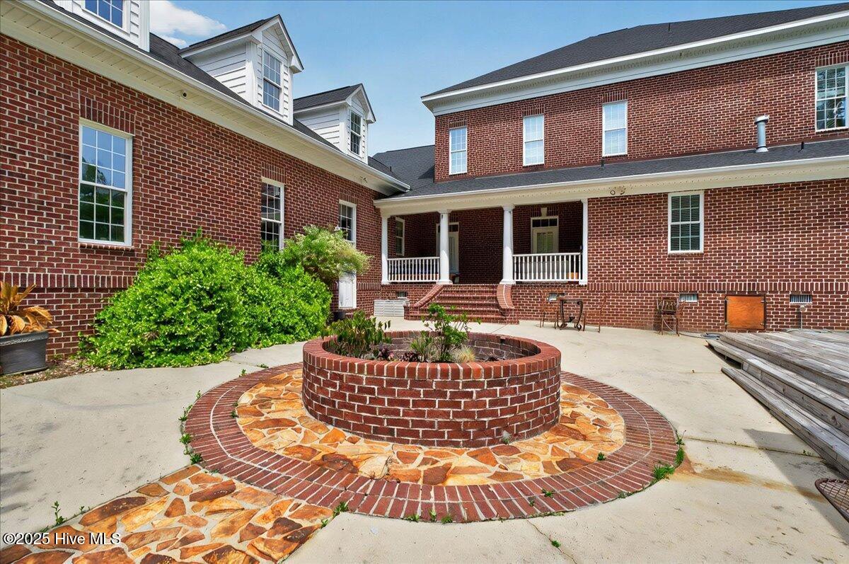 418 Timber Cove Drive