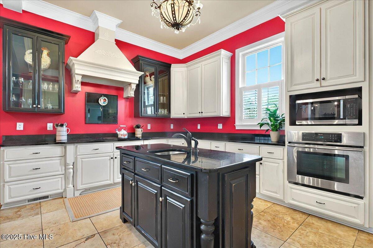418 Timber Cove Drive