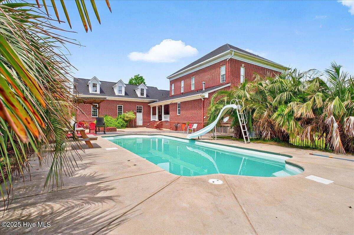 418 Timber Cove Drive