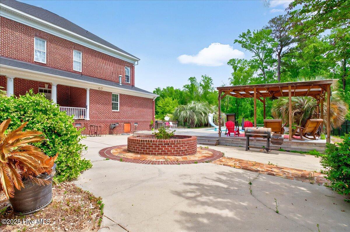 418 Timber Cove Drive