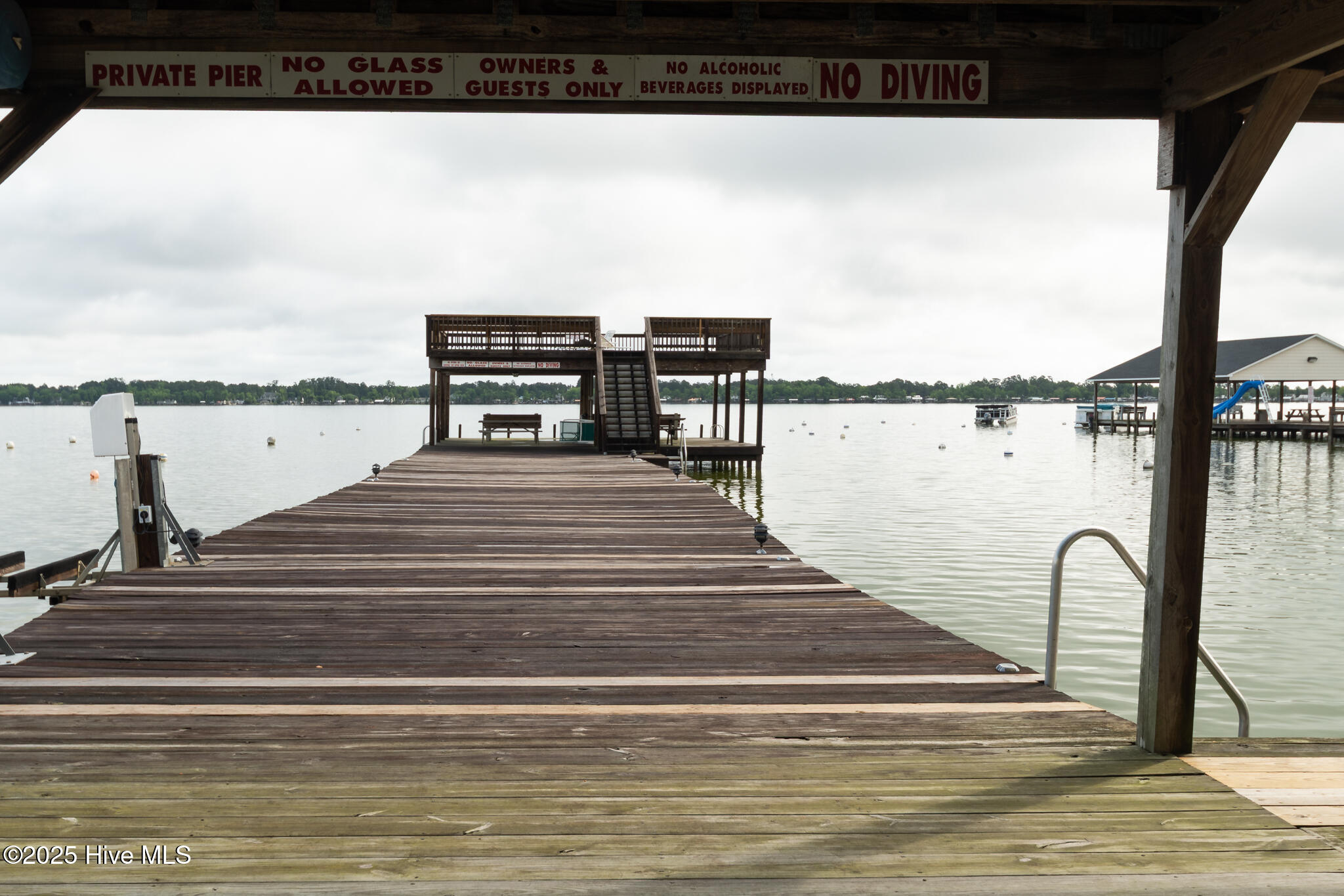 215 Lake Place Condo Drive, 215