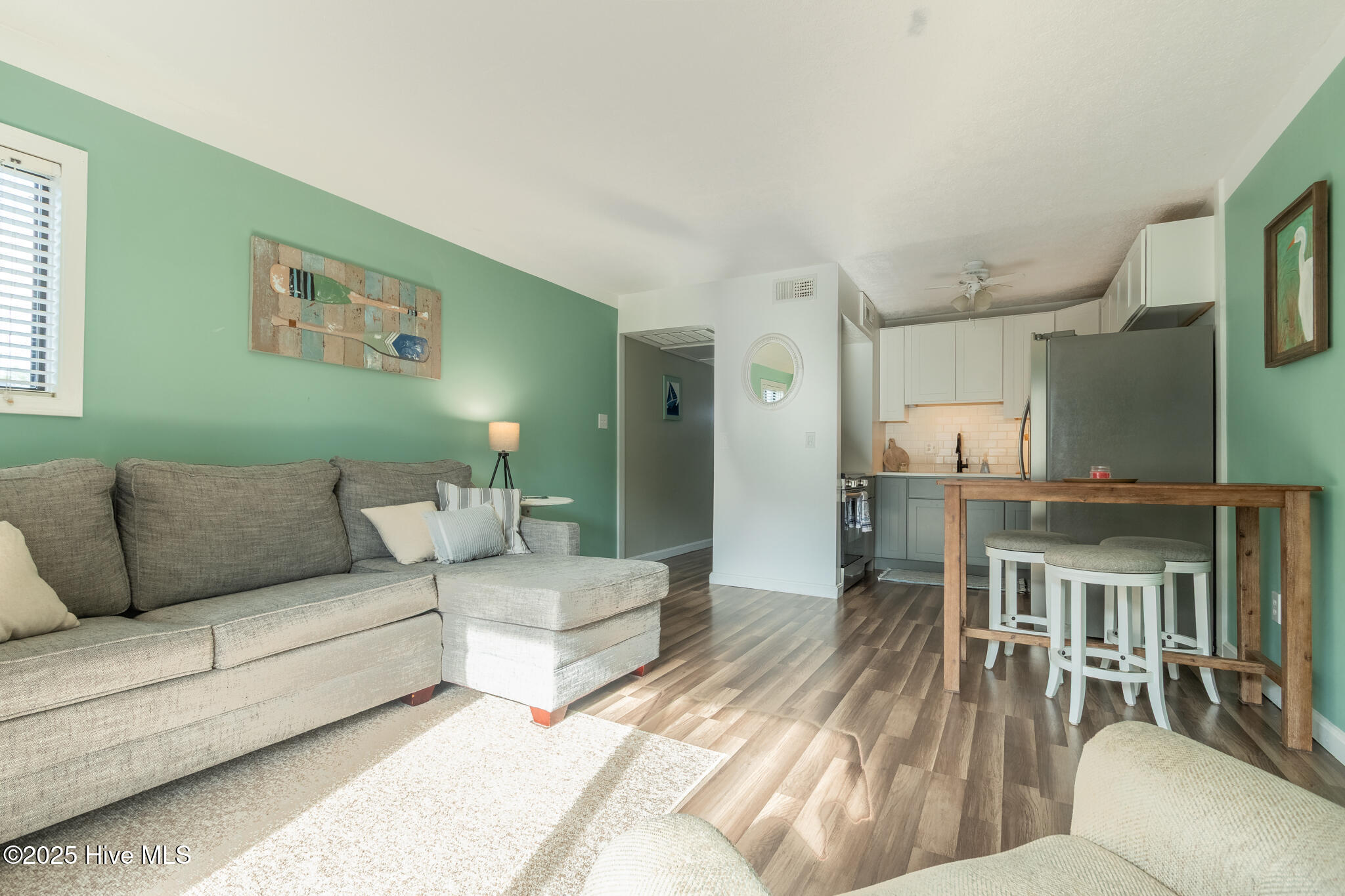 215 Lake Place Condo Drive, 215