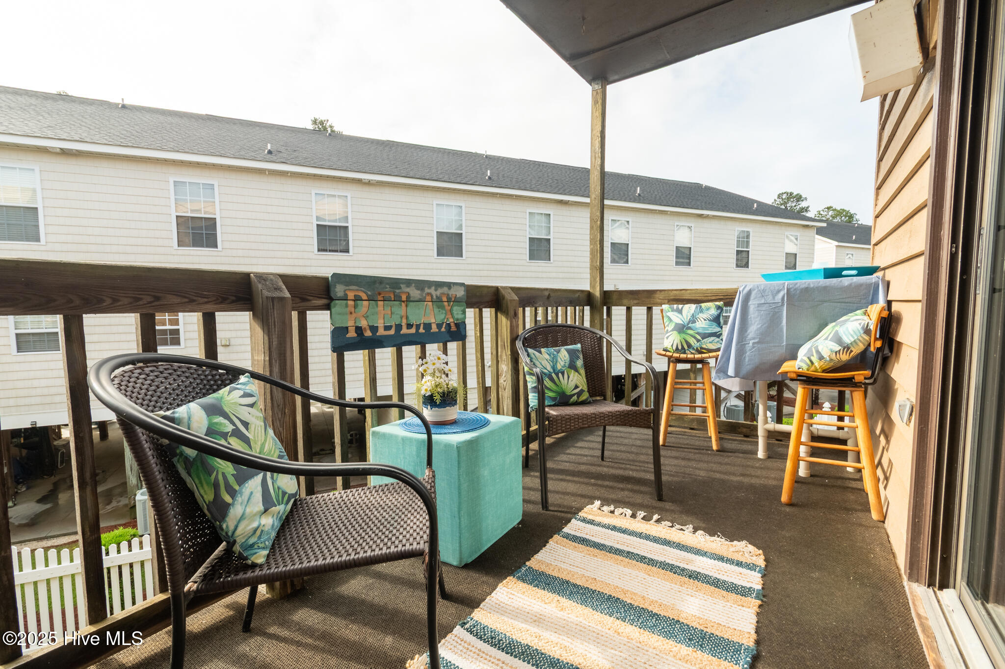 215 Lake Place Condo Drive, 215