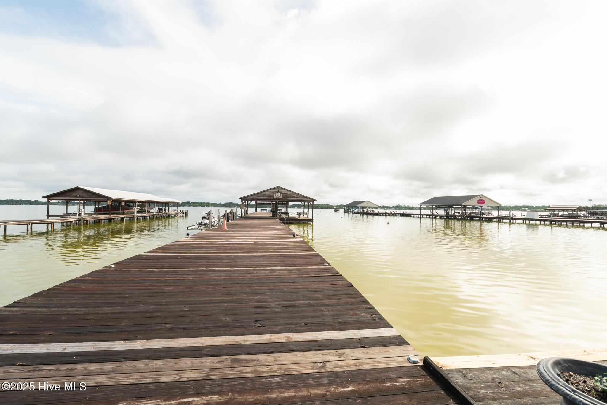 215 Lake Place Condo Drive, 215