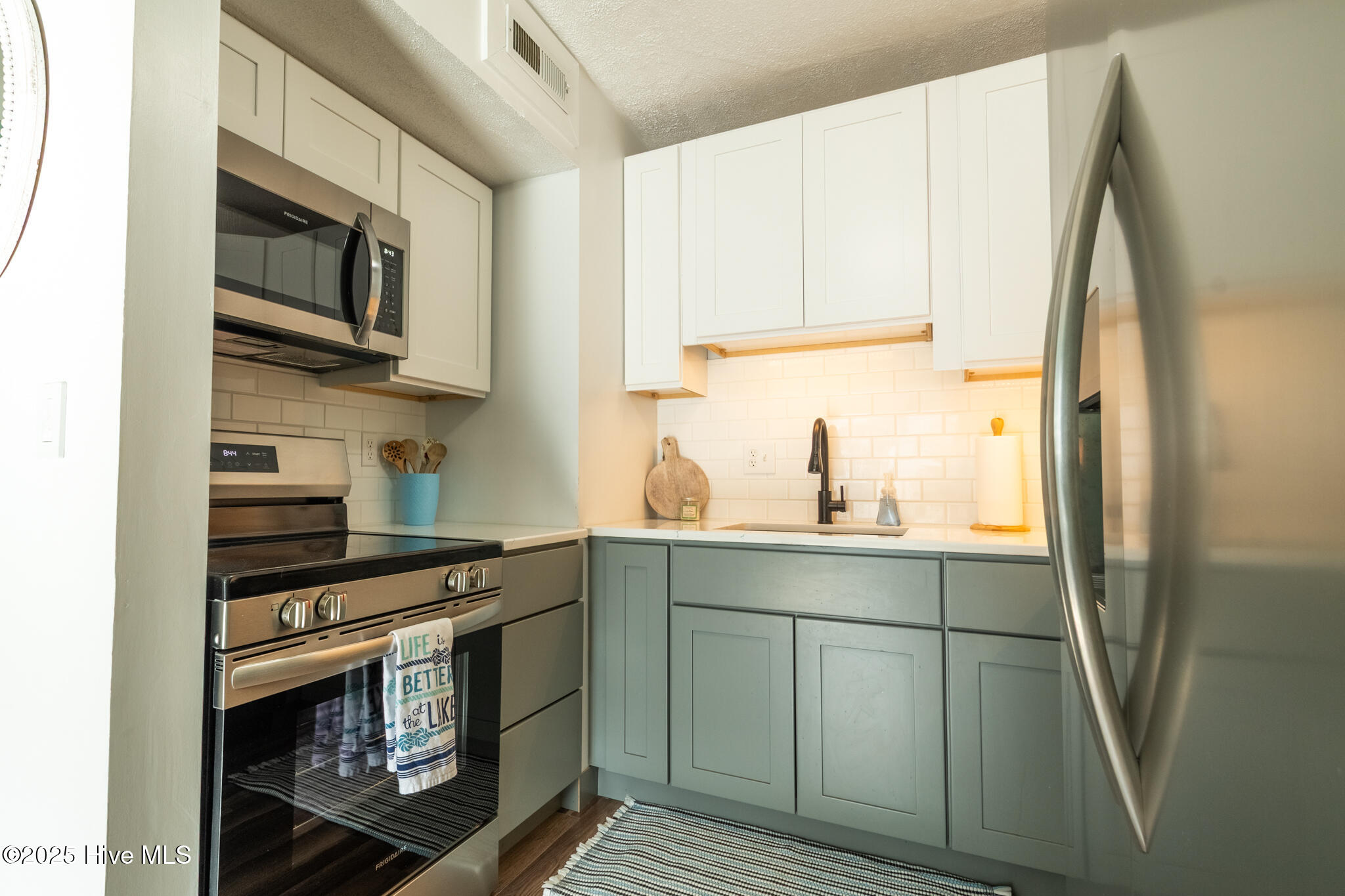 215 Lake Place Condo Drive, 215