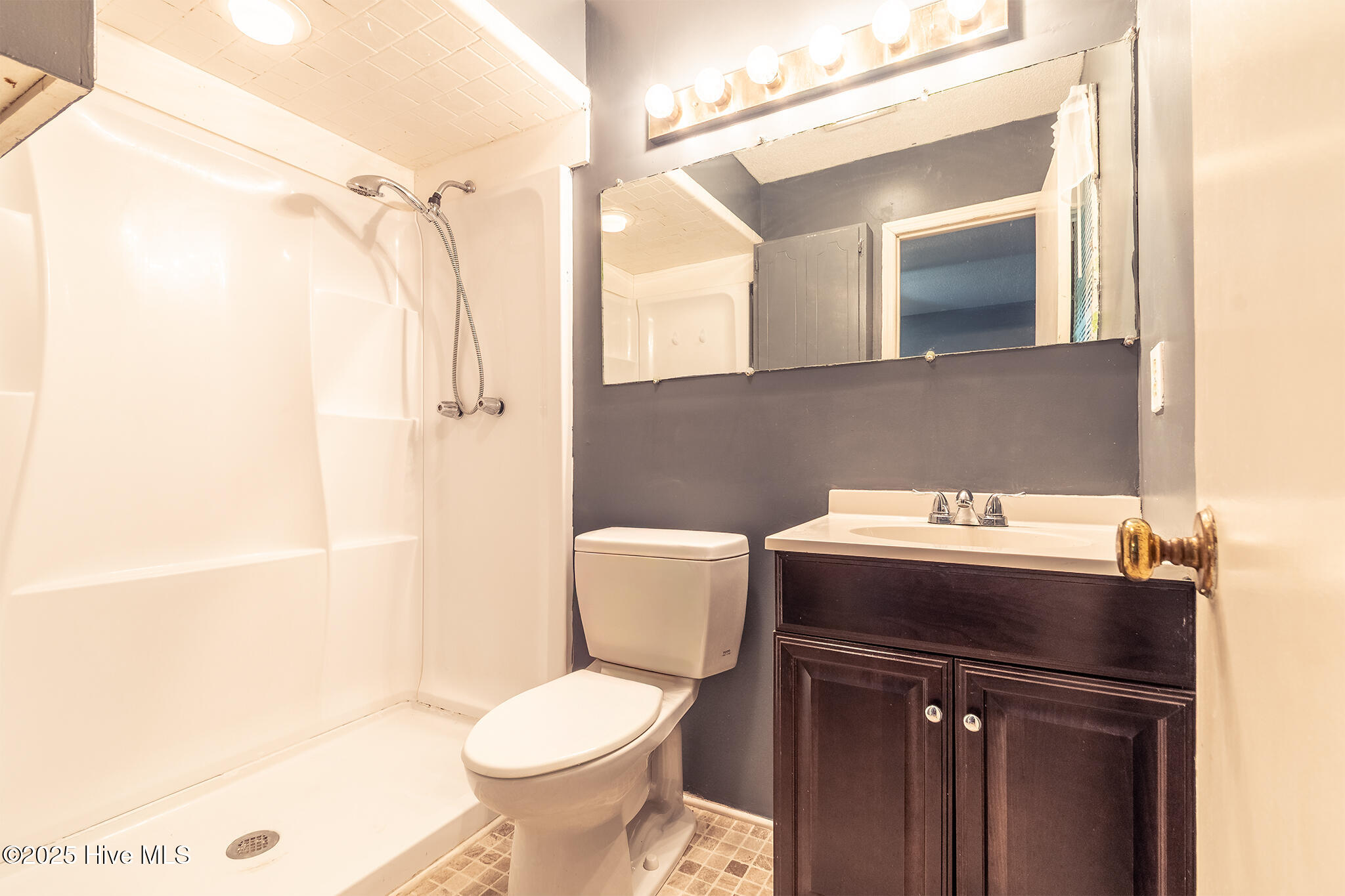 1600 Winding Creek Road