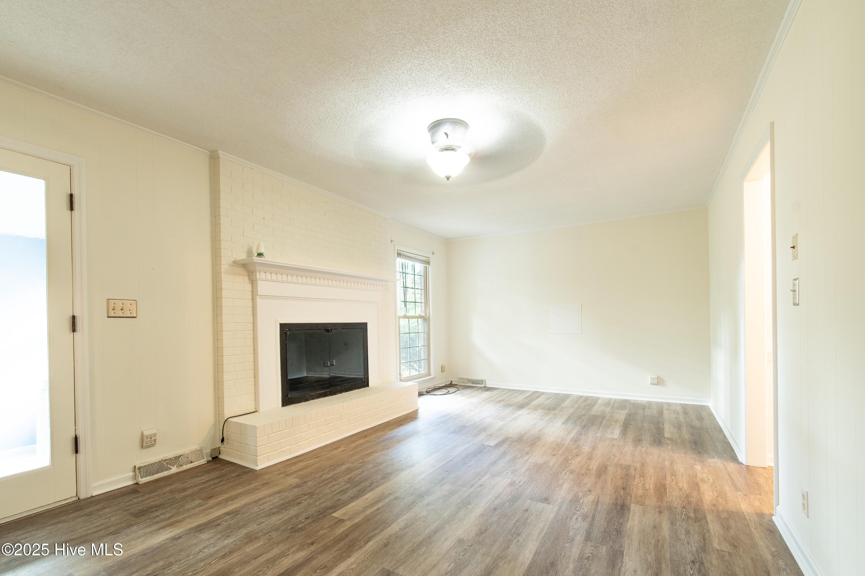 1600 Winding Creek Road