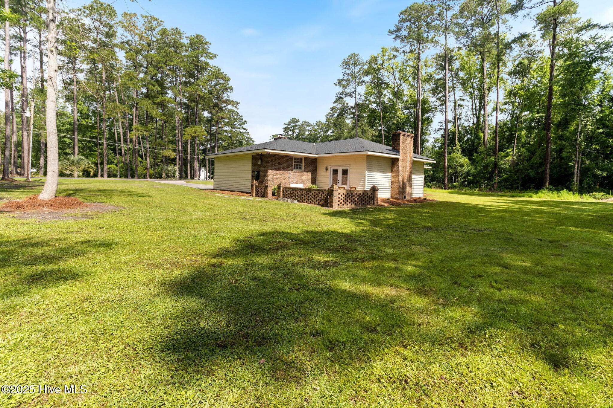 84 White Pine Road