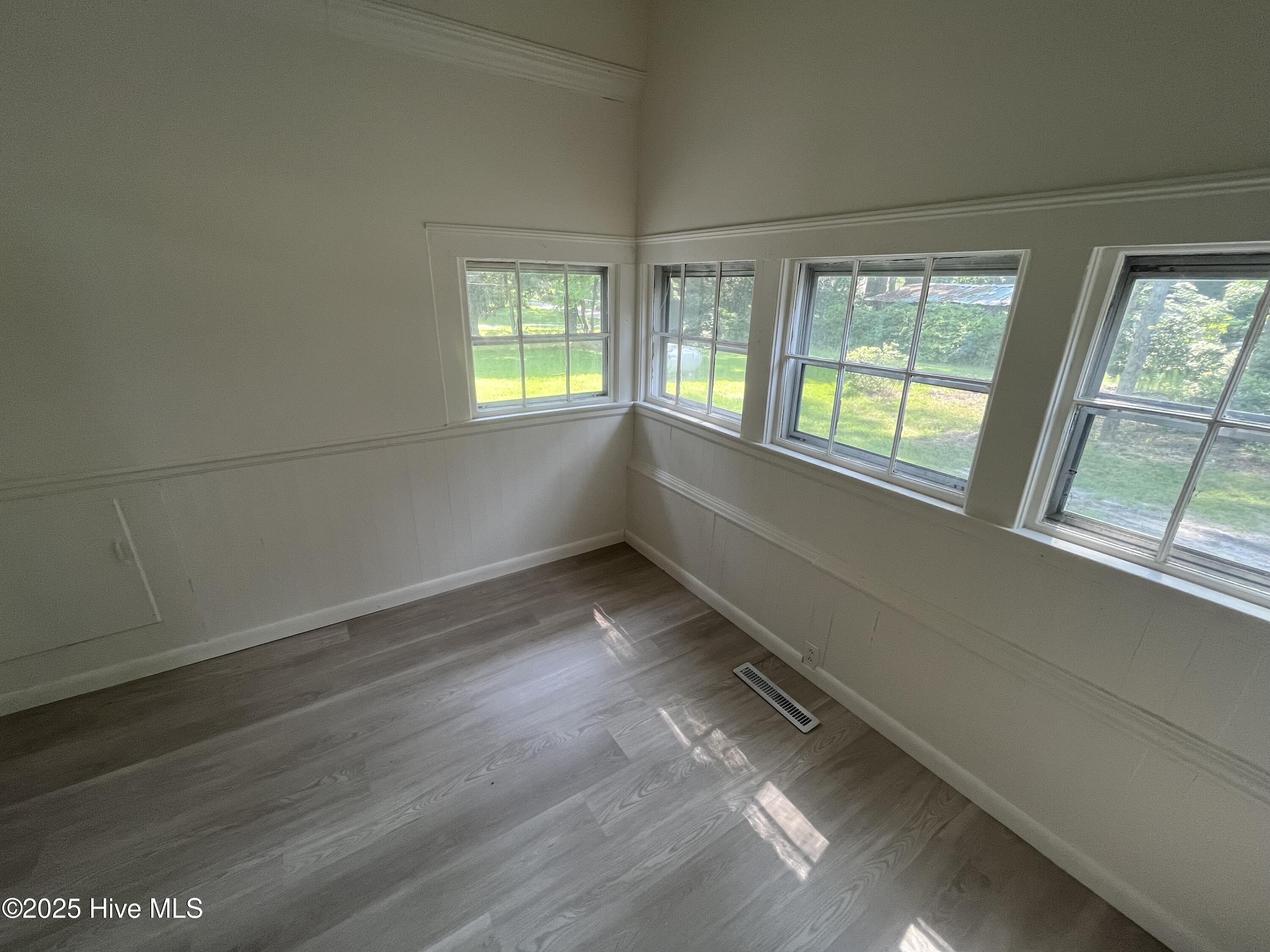 148 N Mitchell Ford Road