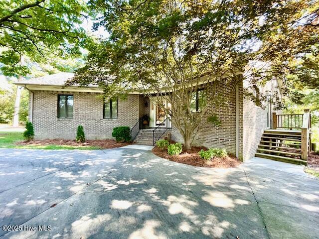 33 Morgan Wood Estates Drive