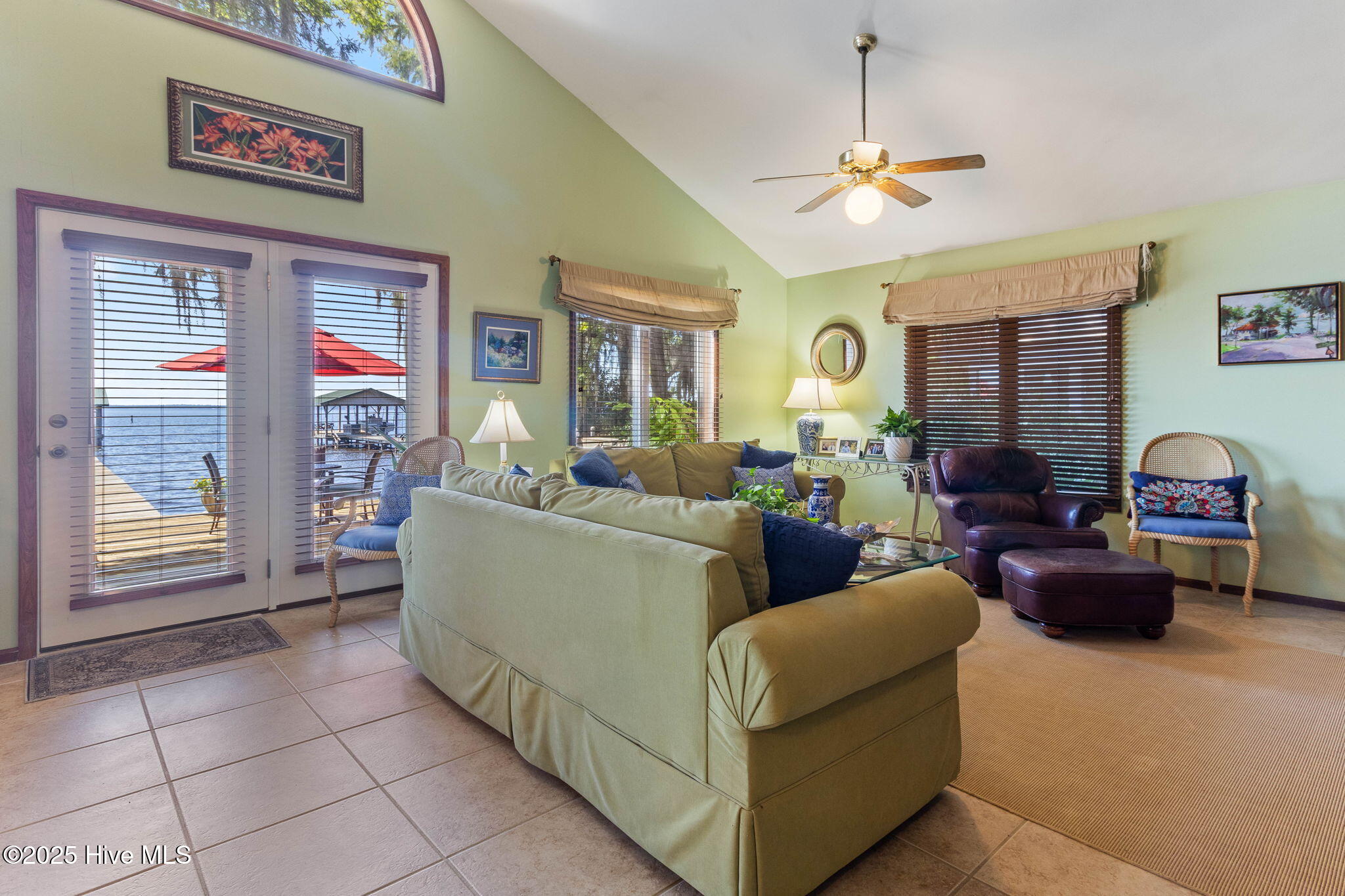 712 Canal Cove Road