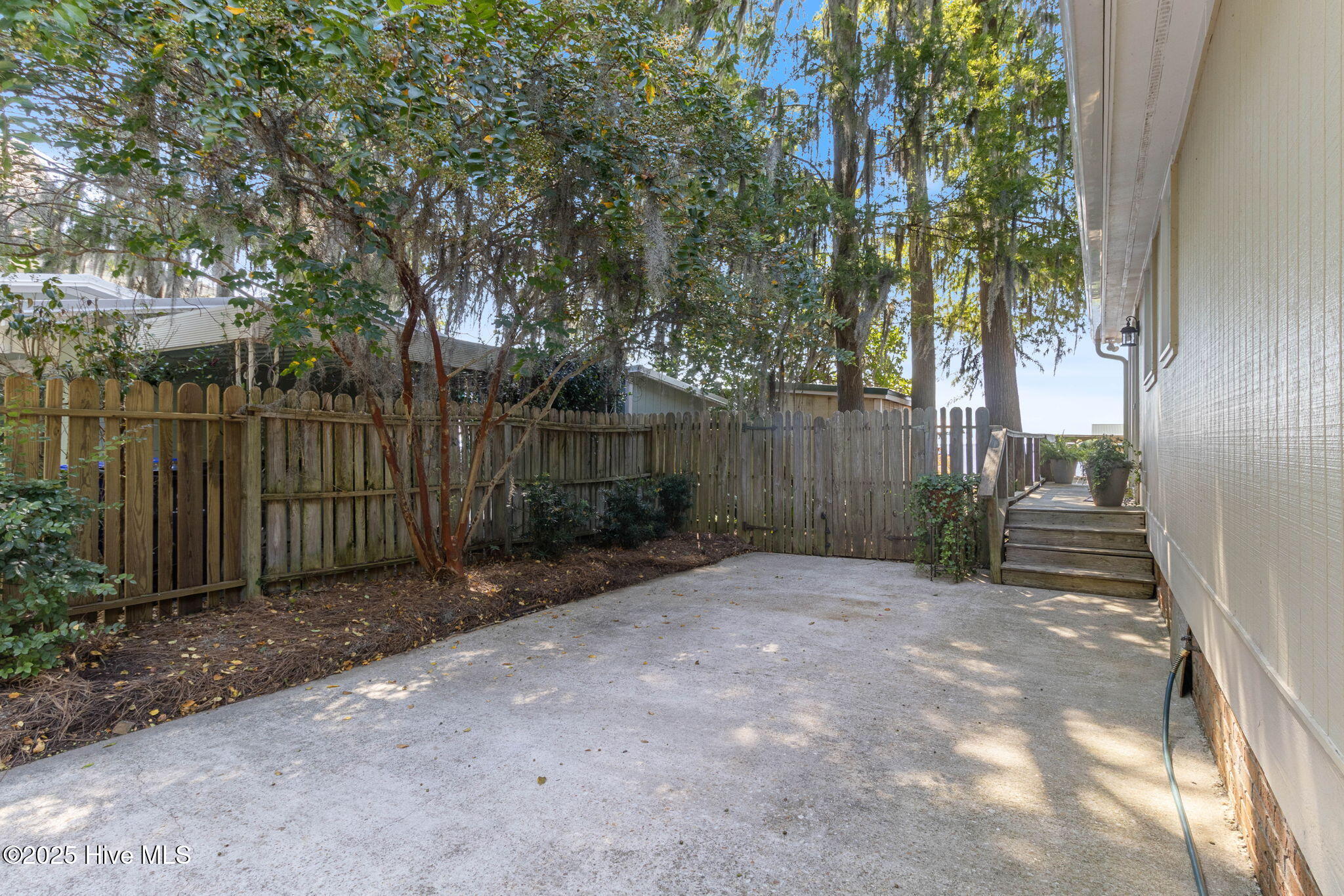 712 Canal Cove Road