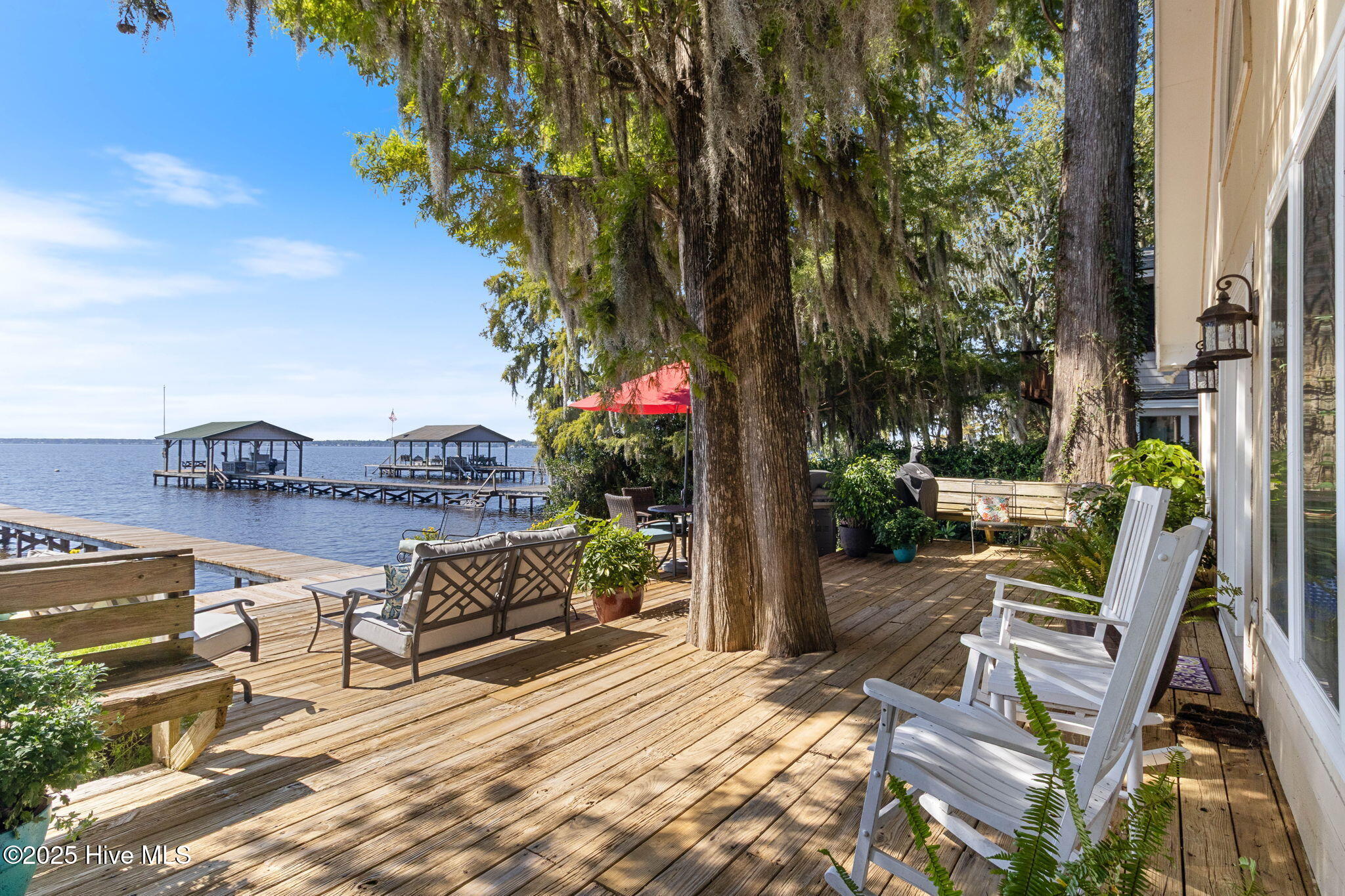 712 Canal Cove Road