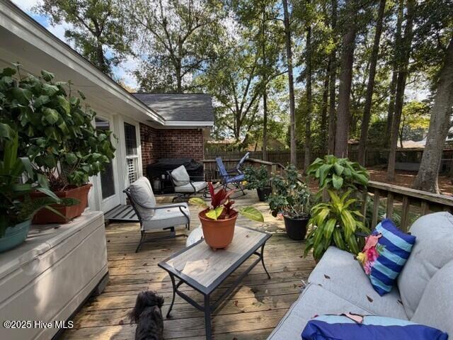 552 Woodfield Road