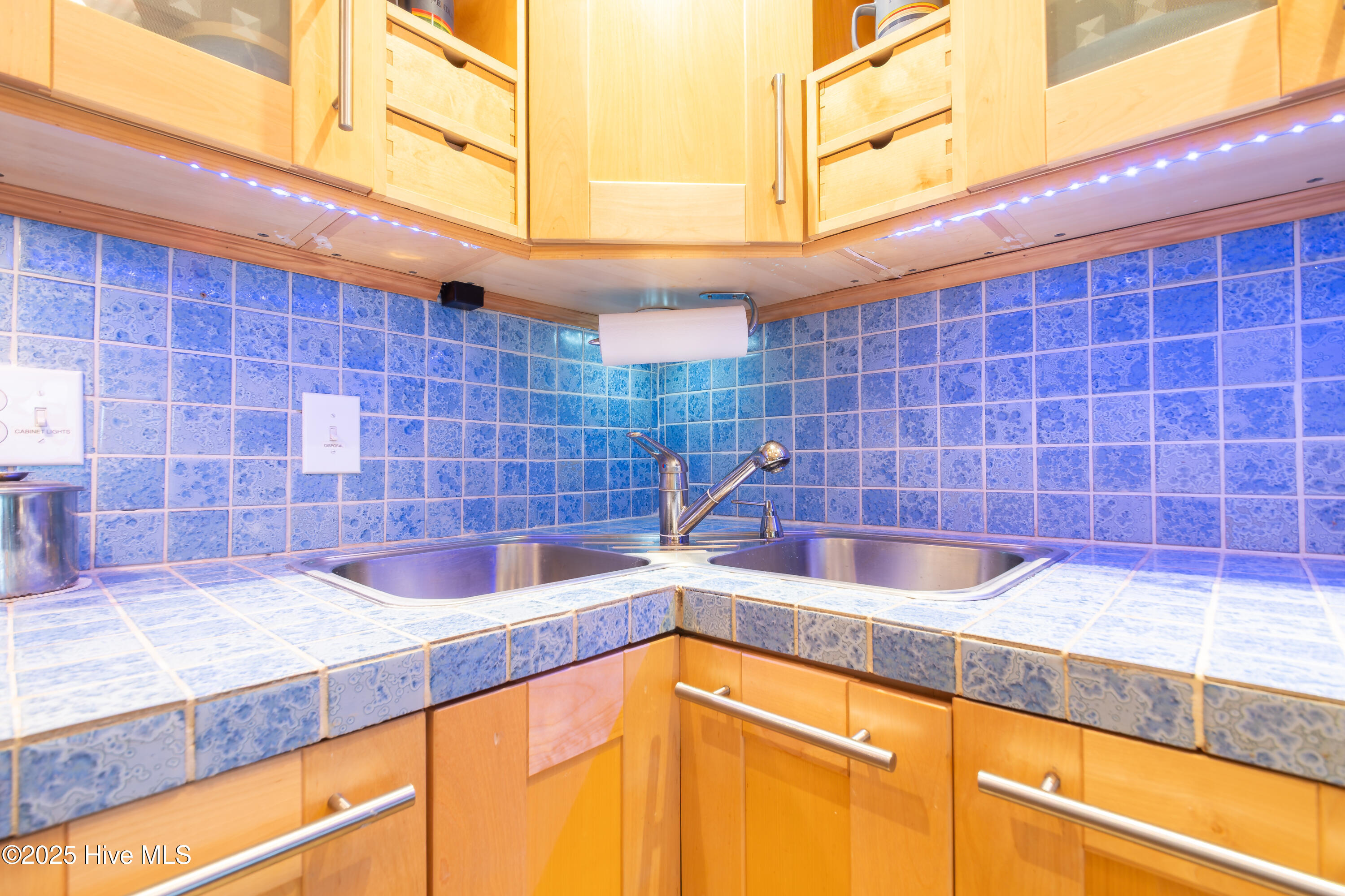 115 Lake Place Condo Drive