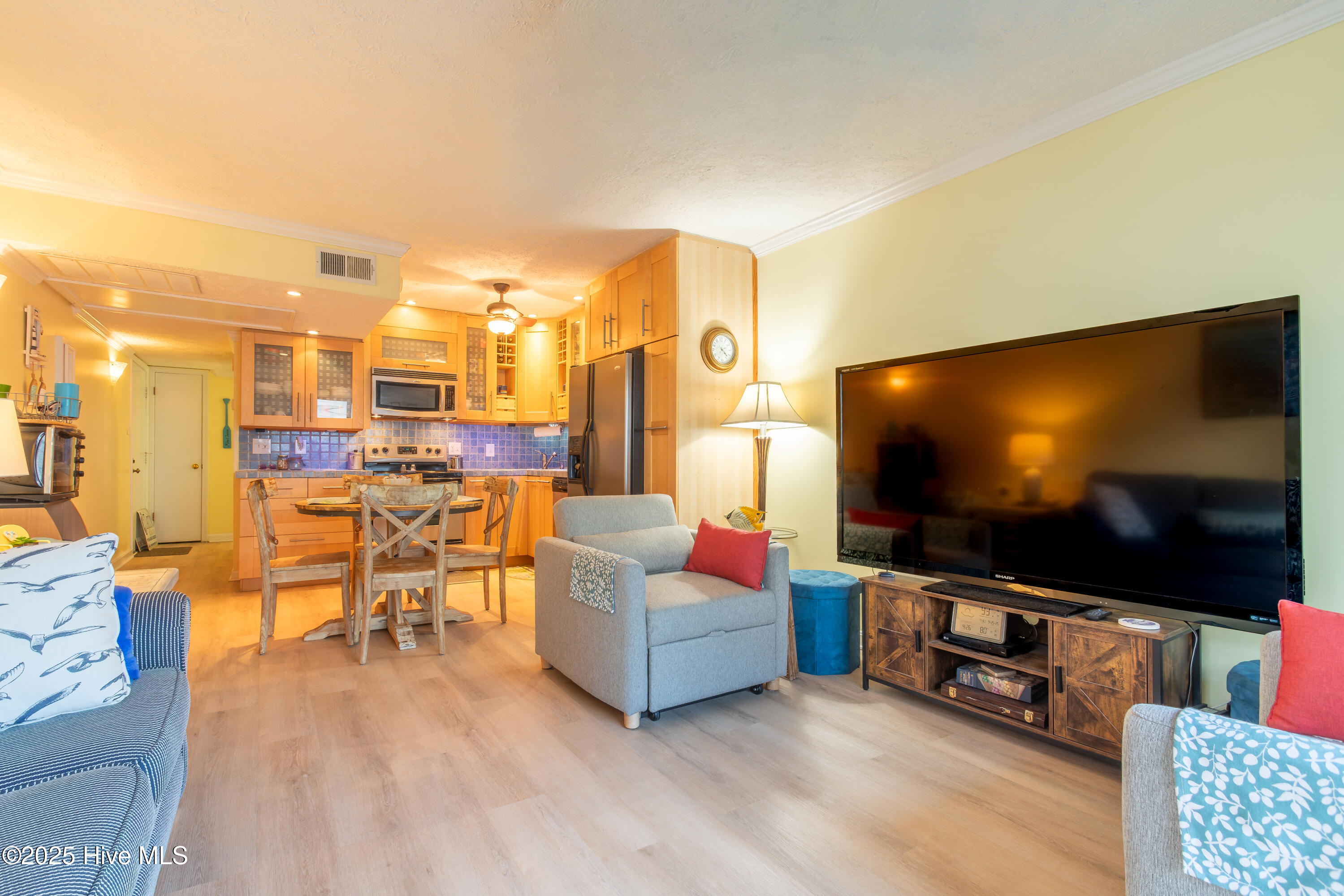 115 Lake Place Condo Drive