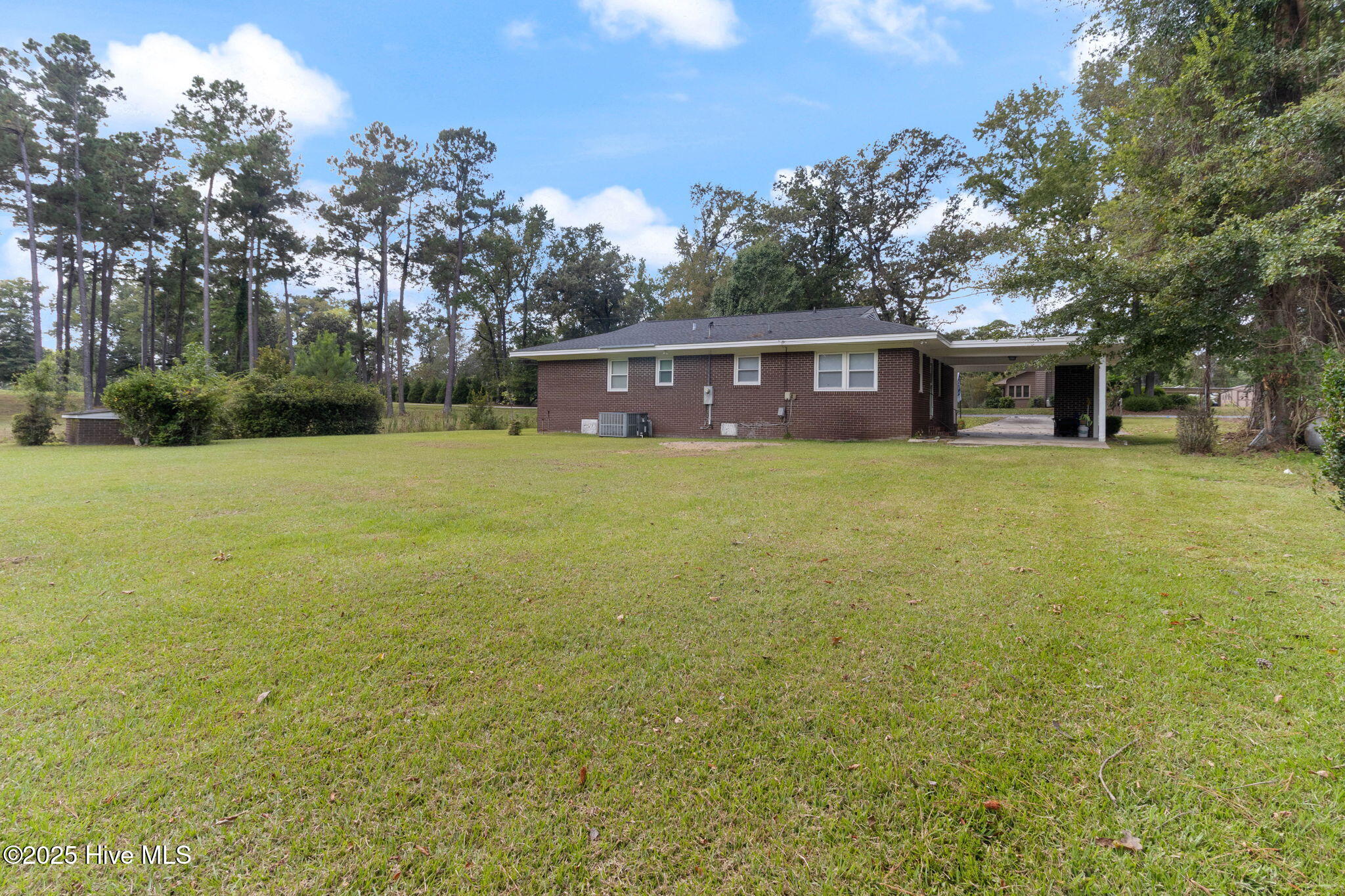 1102 Mary Lane