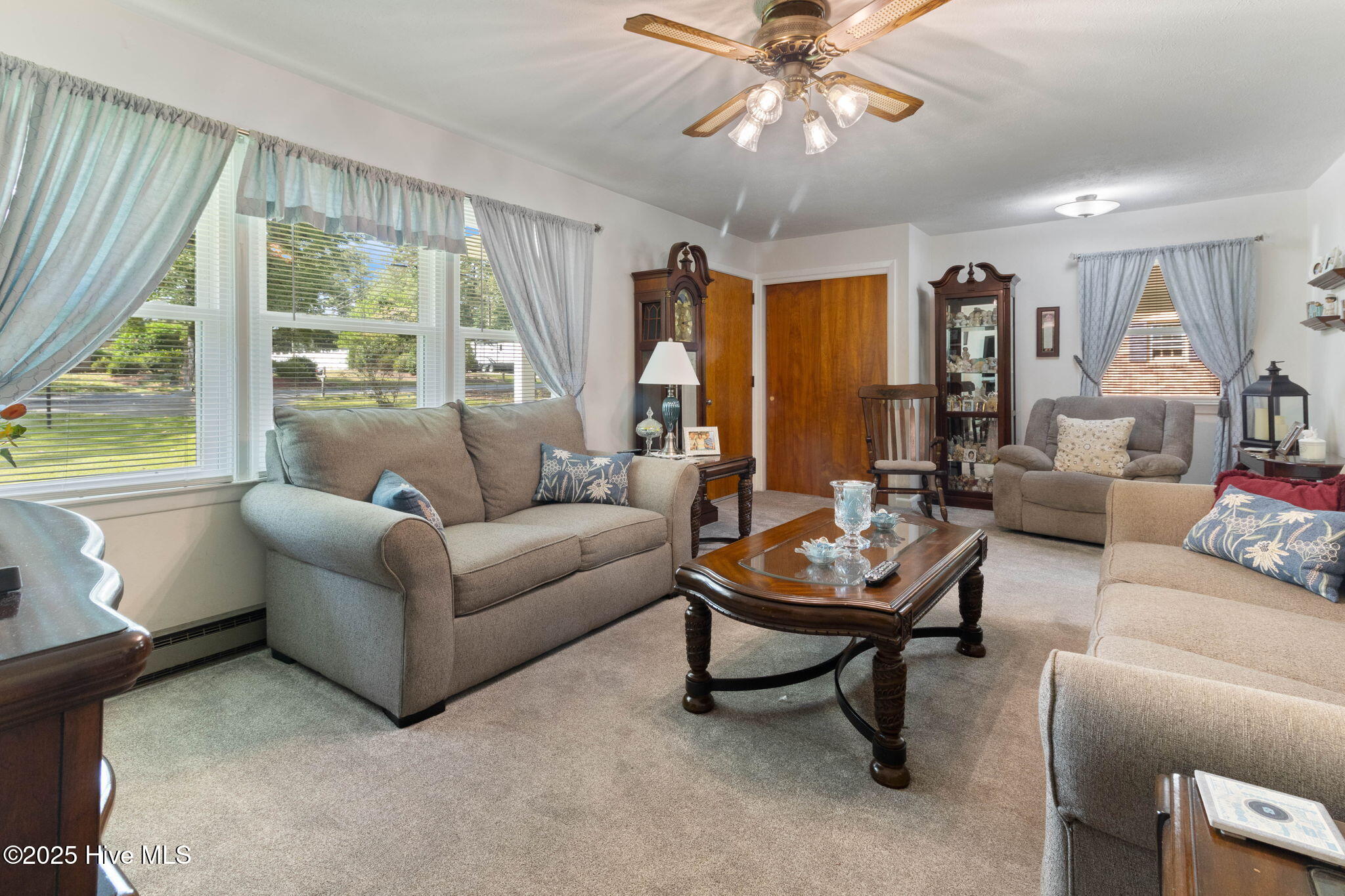 1102 Mary Lane