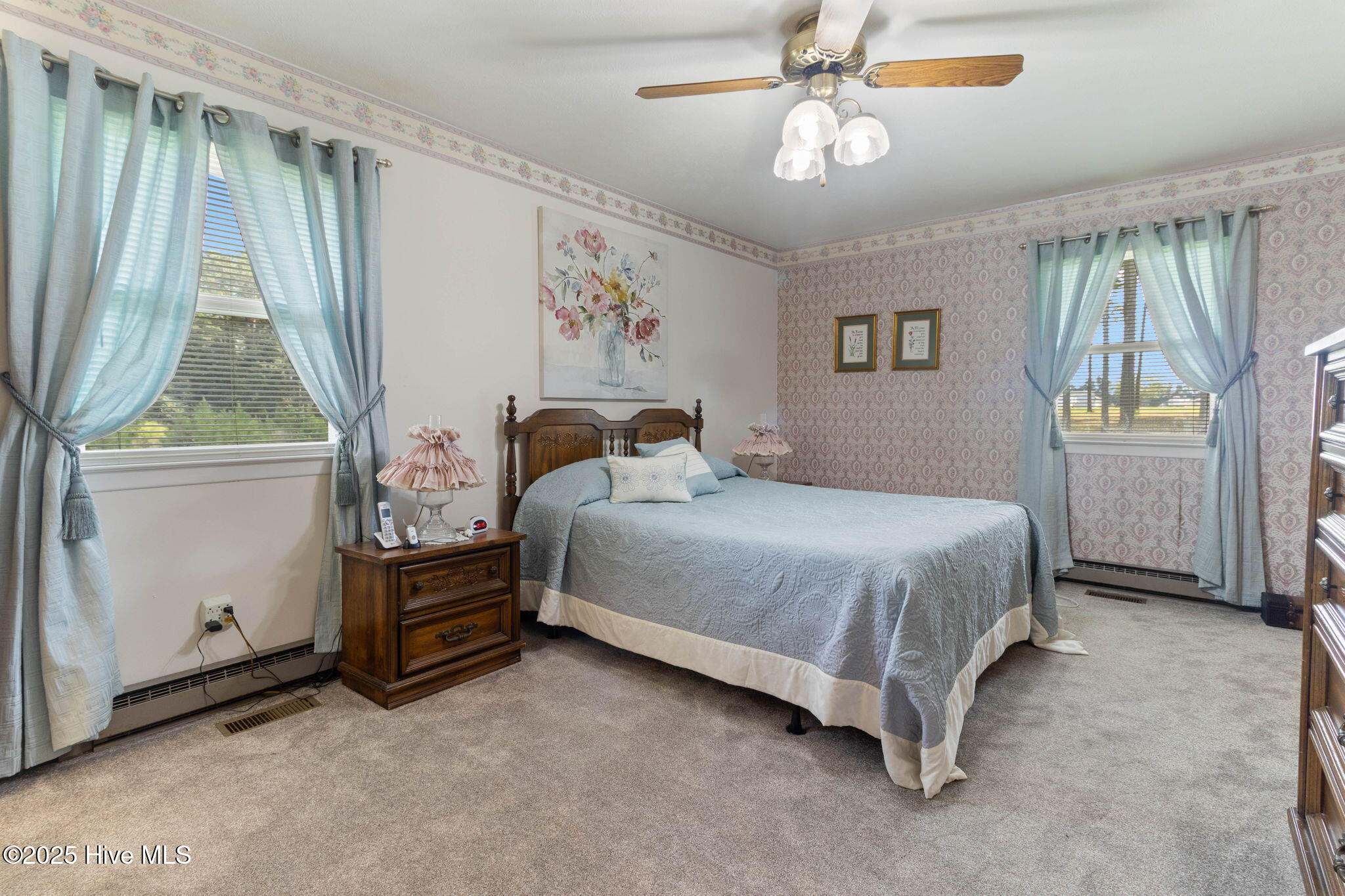 1102 Mary Lane