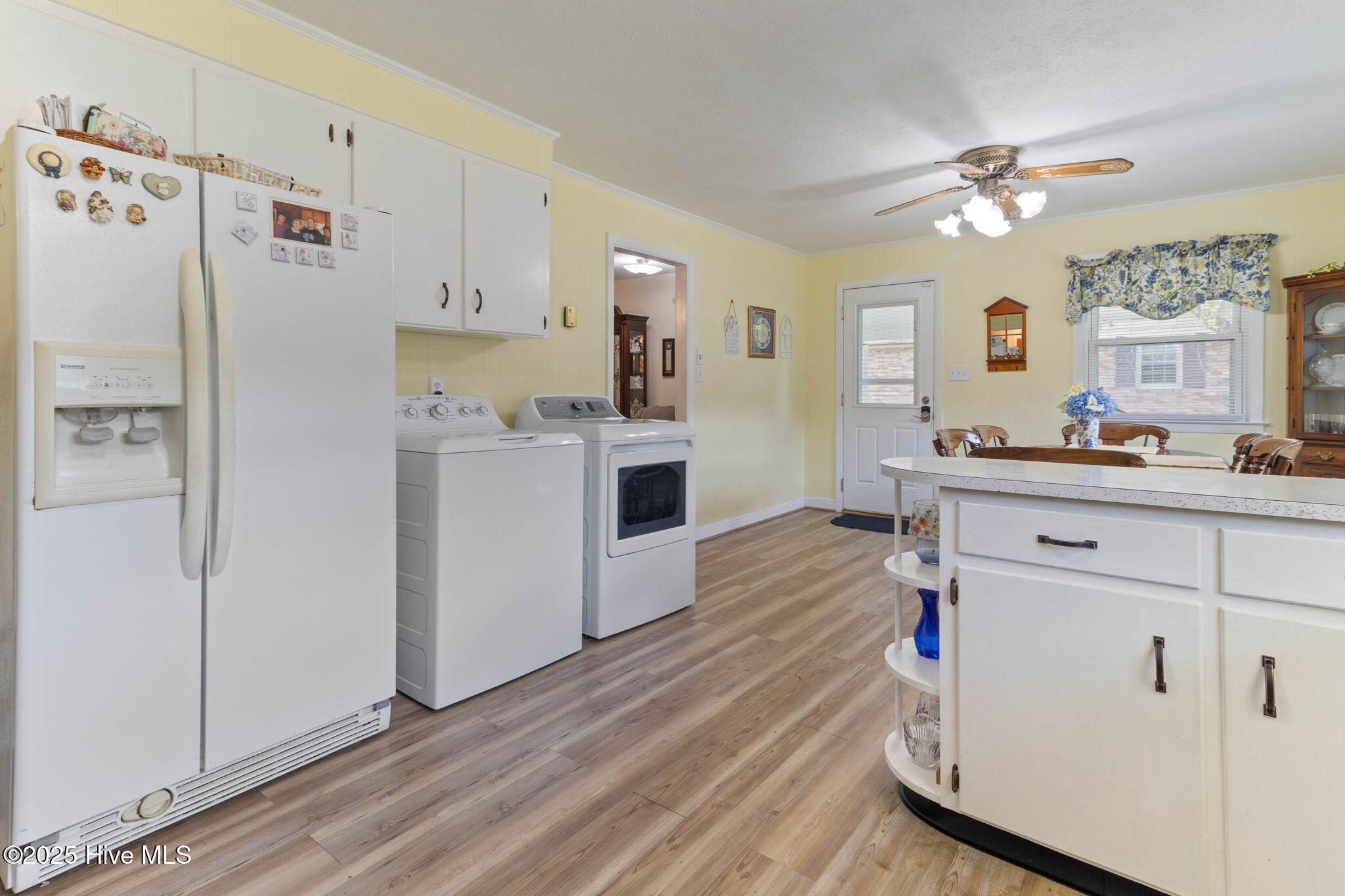 1102 Mary Lane